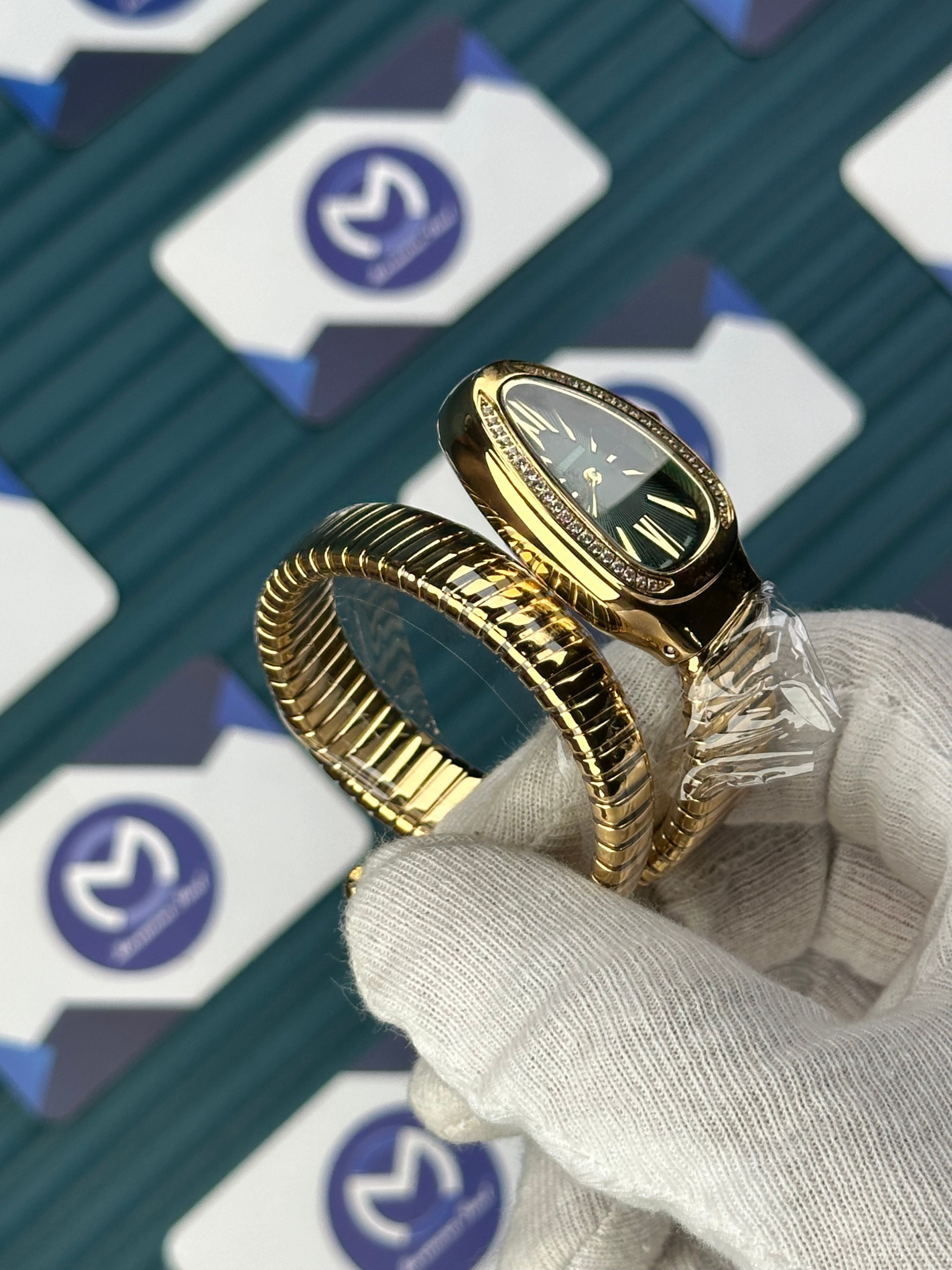 BVLGARI SERPENTI GREEN DIAL DIAMOND BEZEL GOLD SHORT TUBOGAS