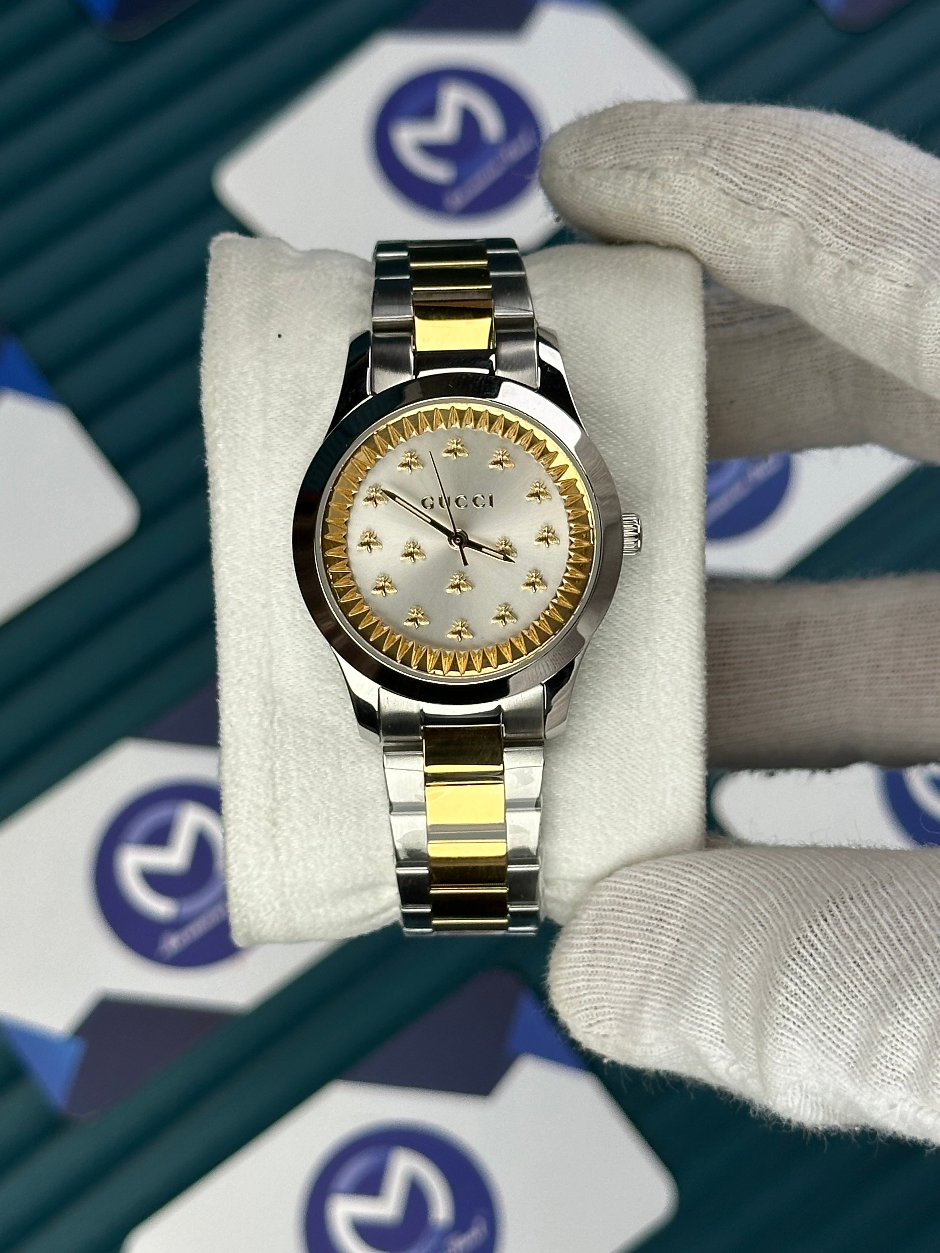 GUCCI WOMAN WHITE DIAL GOLD DETAILS BUTTERFLY MOTIF GOLD-SILVER