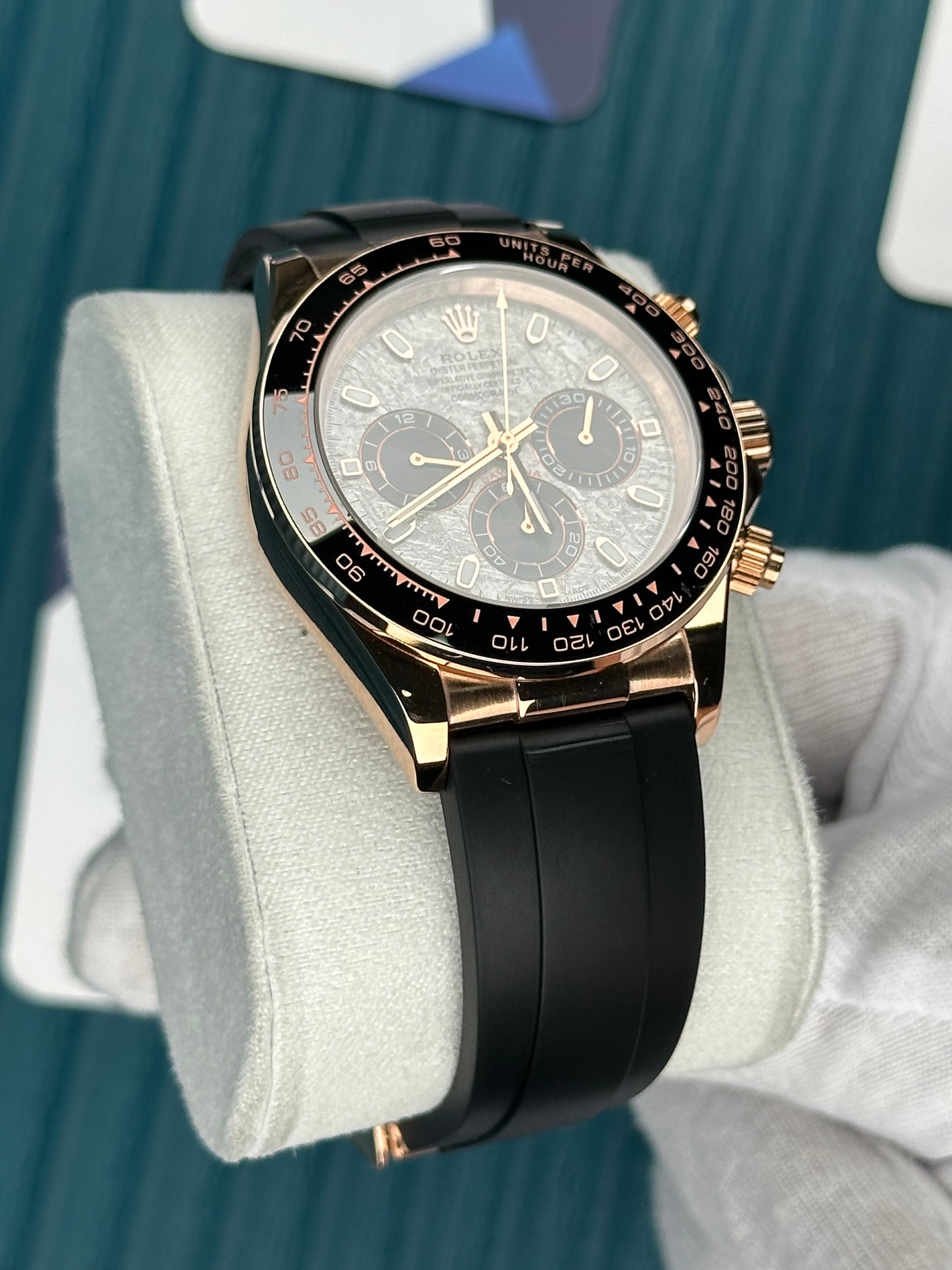 ROLEX DAYTONA MOZAIK GREY DIAL ROSE CASE OYSTERFLEX