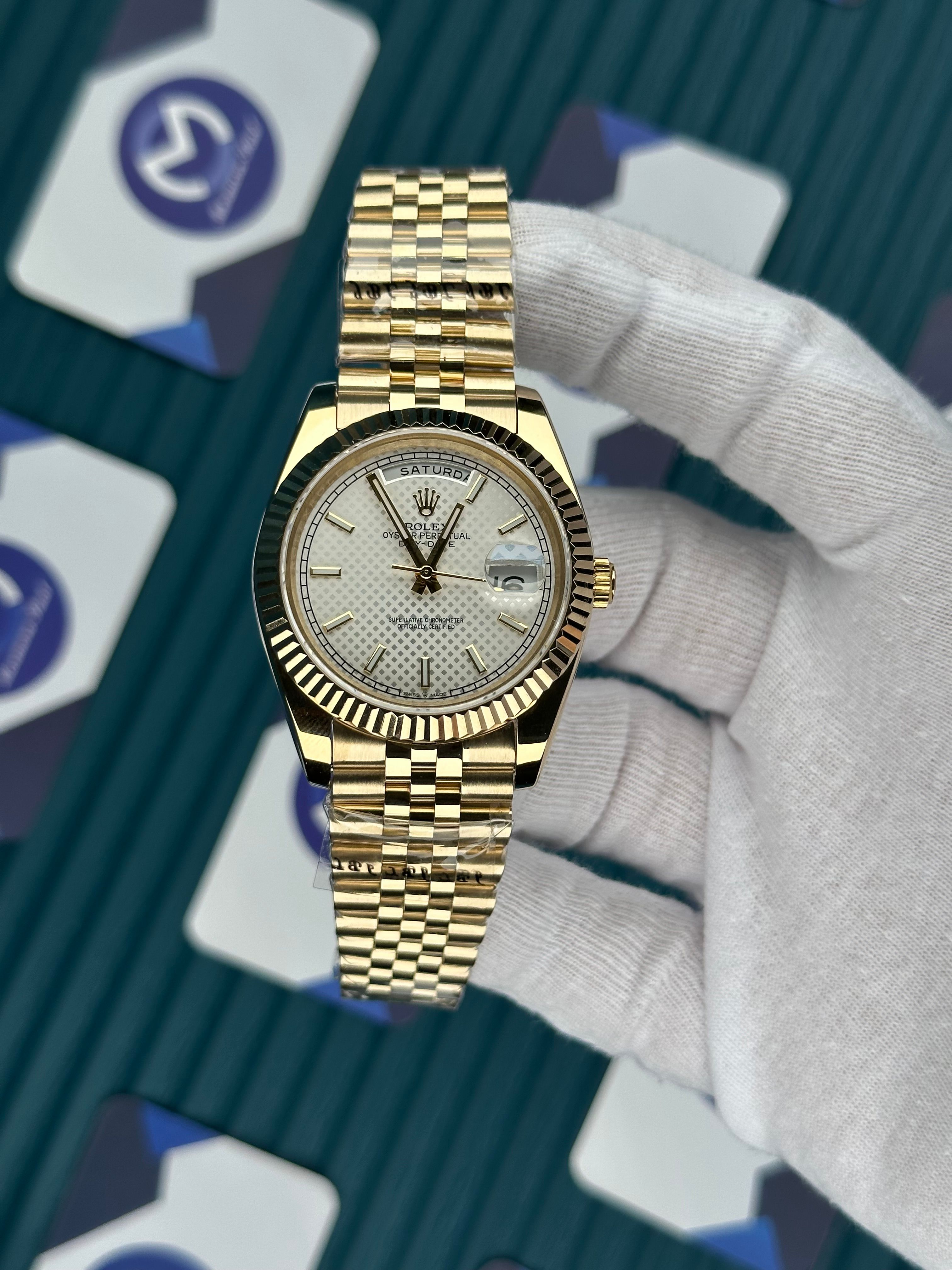 ROLEX DAY-DATE MOZAIK WHITE DIAL GOLD JUBILE