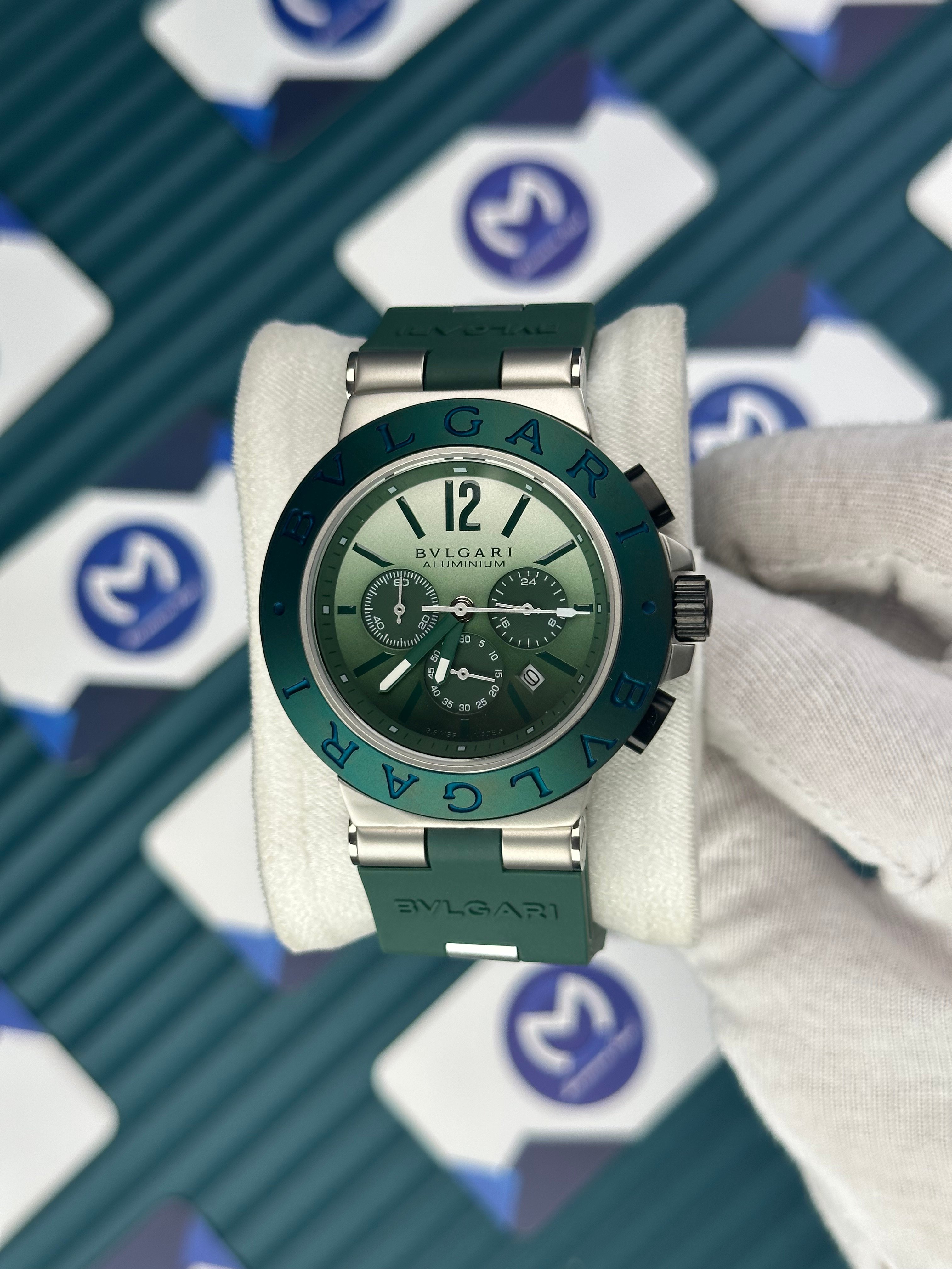 BVLGARI TITANYUM GREEN-WHITE DIAL GREEN BEZEL CHRONOGRAPH GREEN RUBBER