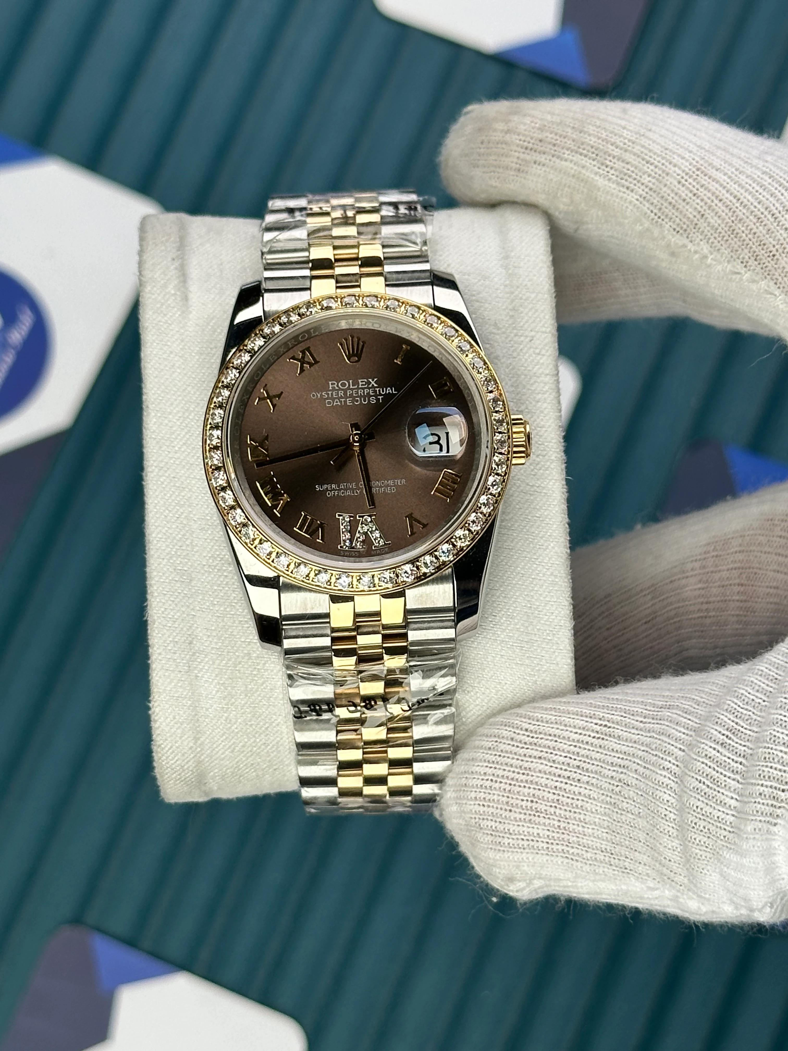 ROLEX 36 MM DATEJUST BROWN DIAL ROMA DIAMOND INDEX AND DIAMOND BEZEL GOLD-SILVER JUBLE 