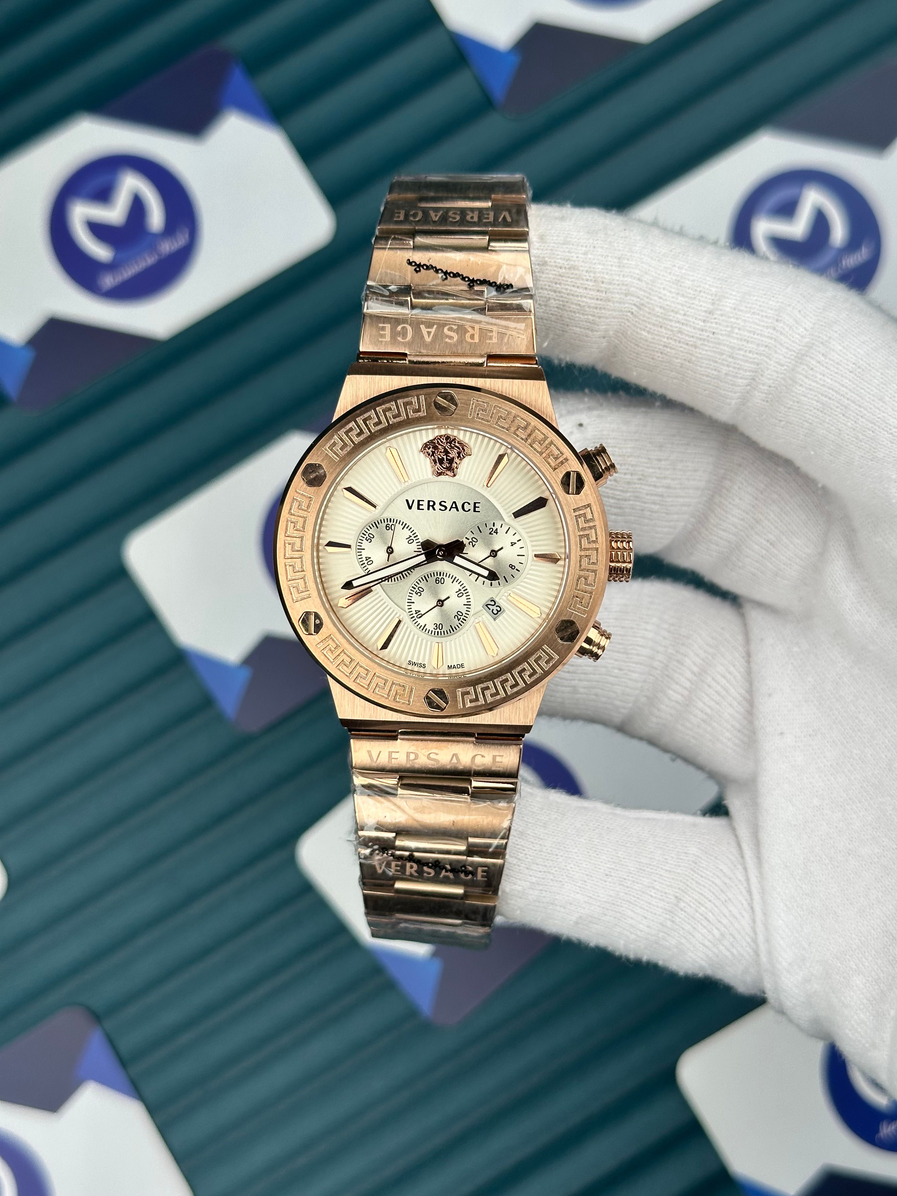 Versace Rose-Gold Üç Fonksiyonlu Beyaz Kadran