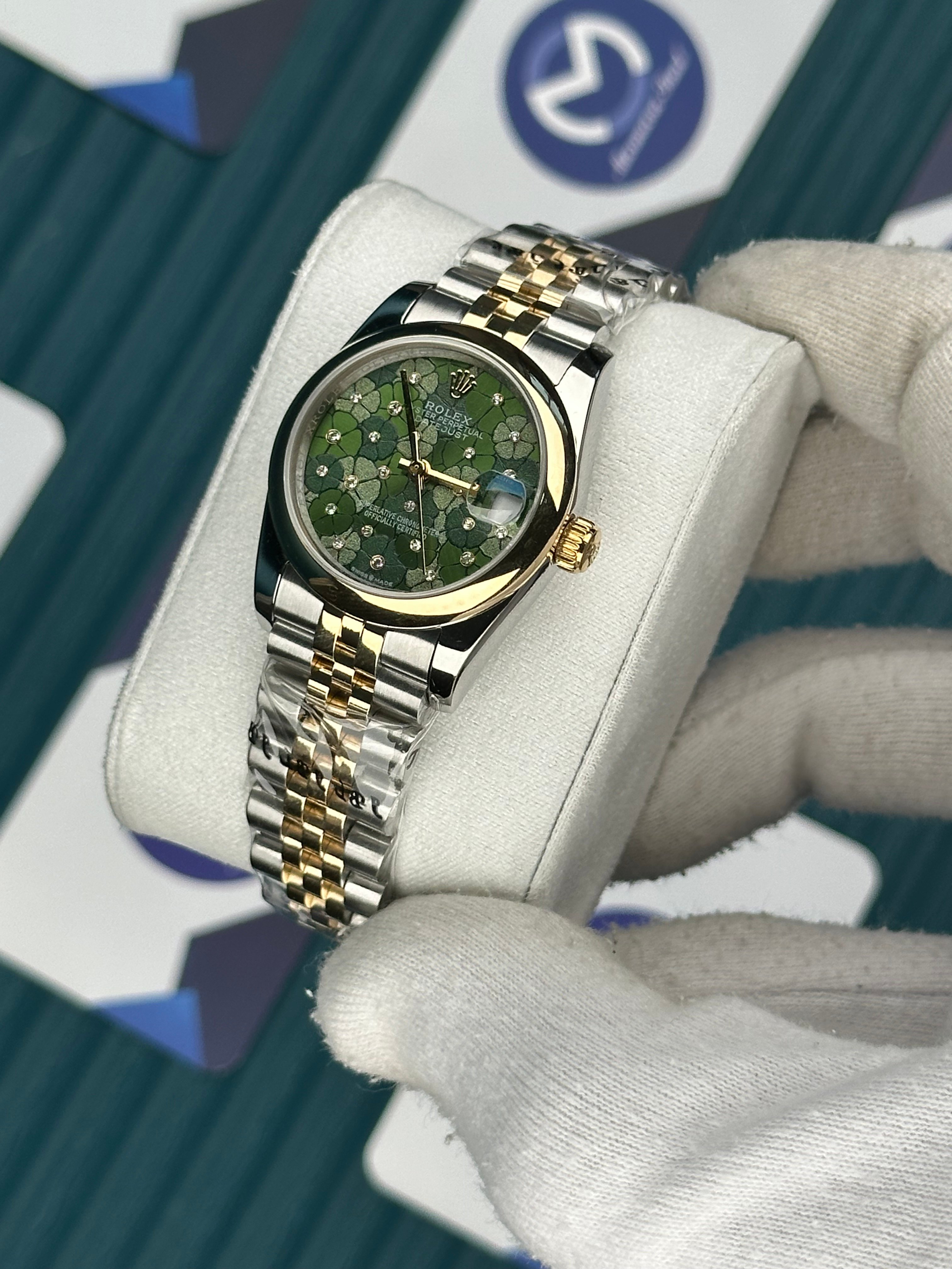 ROLEX 31 OVAL BEZEL ZEYTİN YEŞİLİ KADRAN GOLD-SILVER JUBILEE