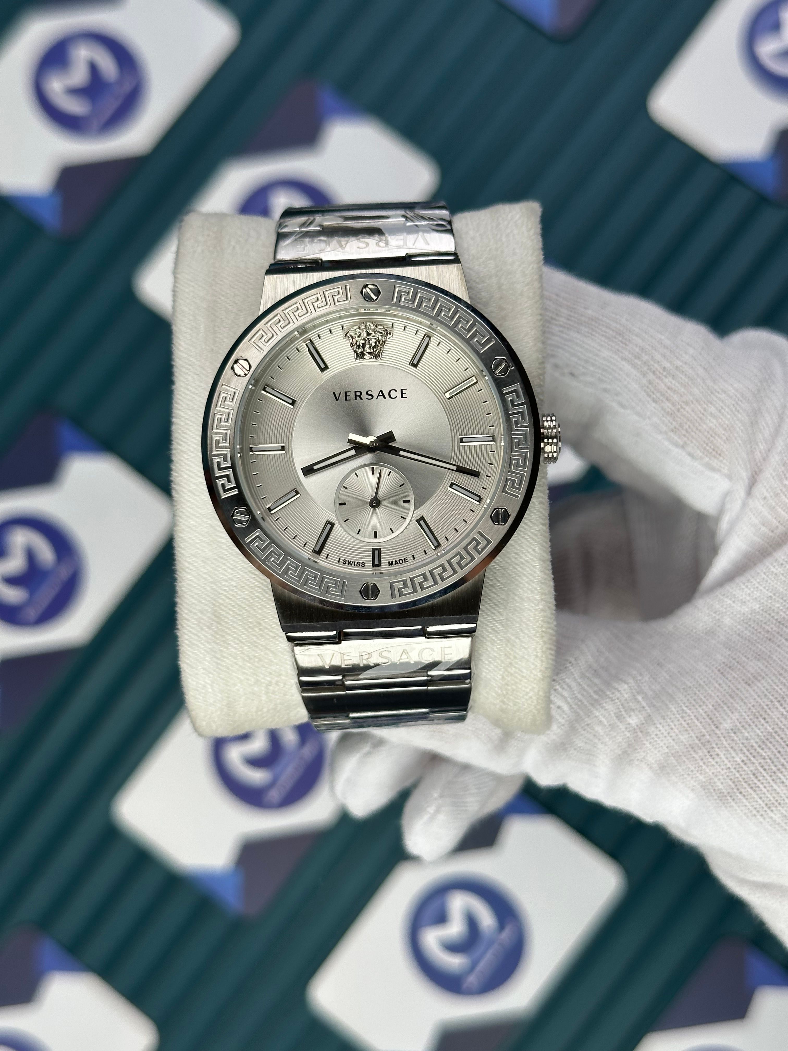 VERSACE WHITE DIAL SECOND CHRONOGRAPH SILVER