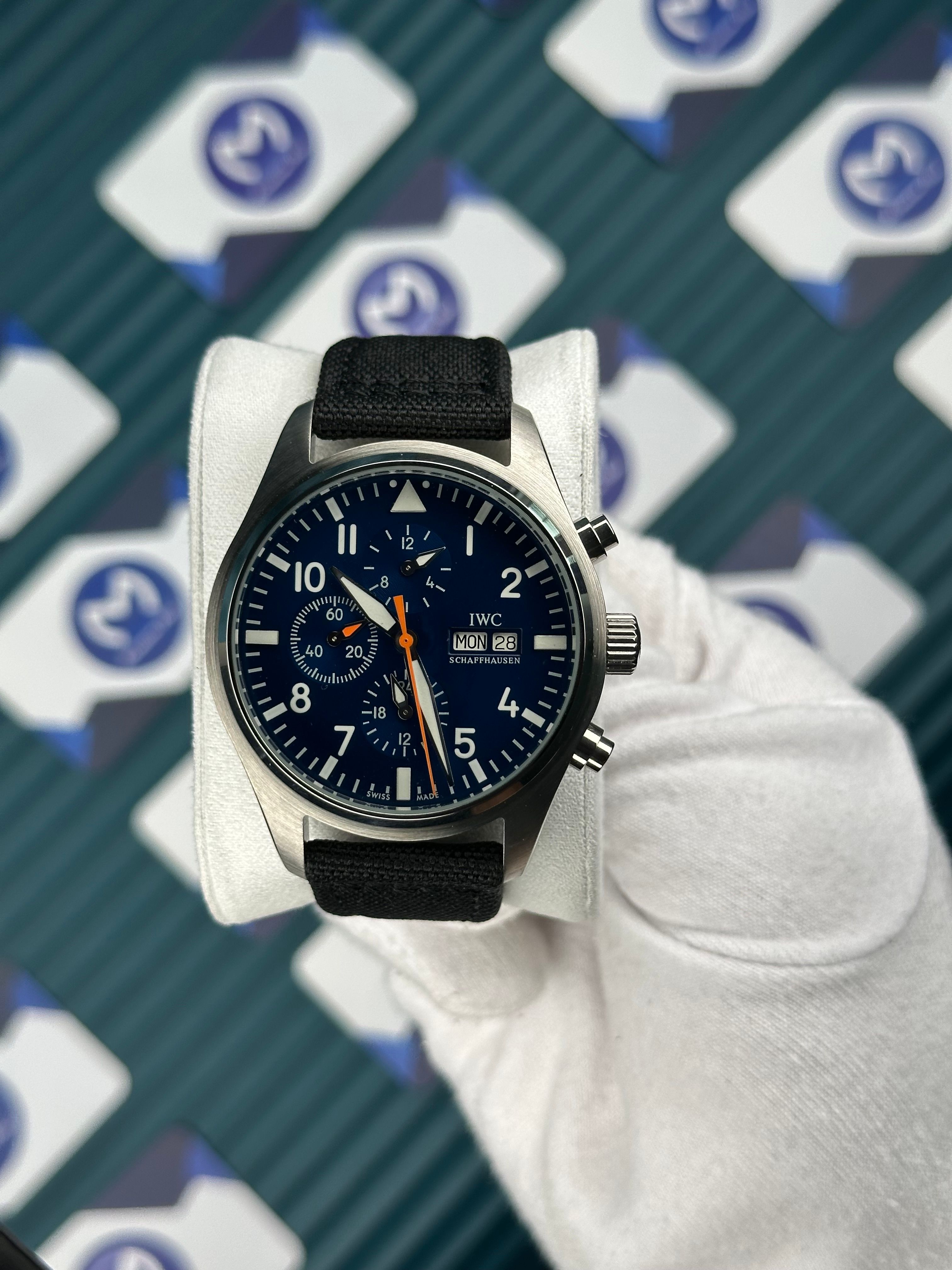 IWC BIG PILOT SİYAH BEZ KORDON MAVİ KADRAN