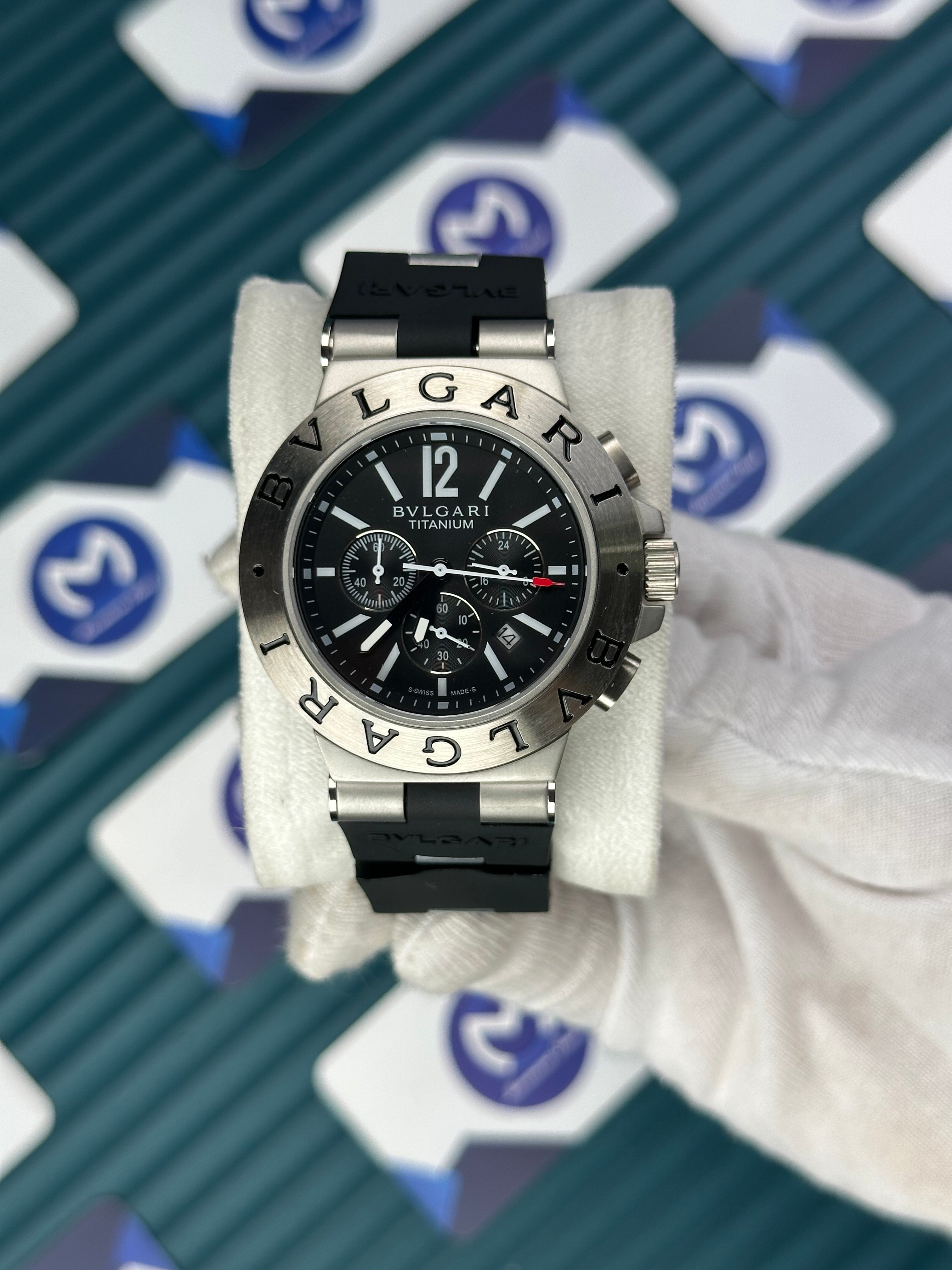 BVLGARI TITANYUM BLACK DIAL SILVER CASE CHRONOGRAPH BLACK RUBBER