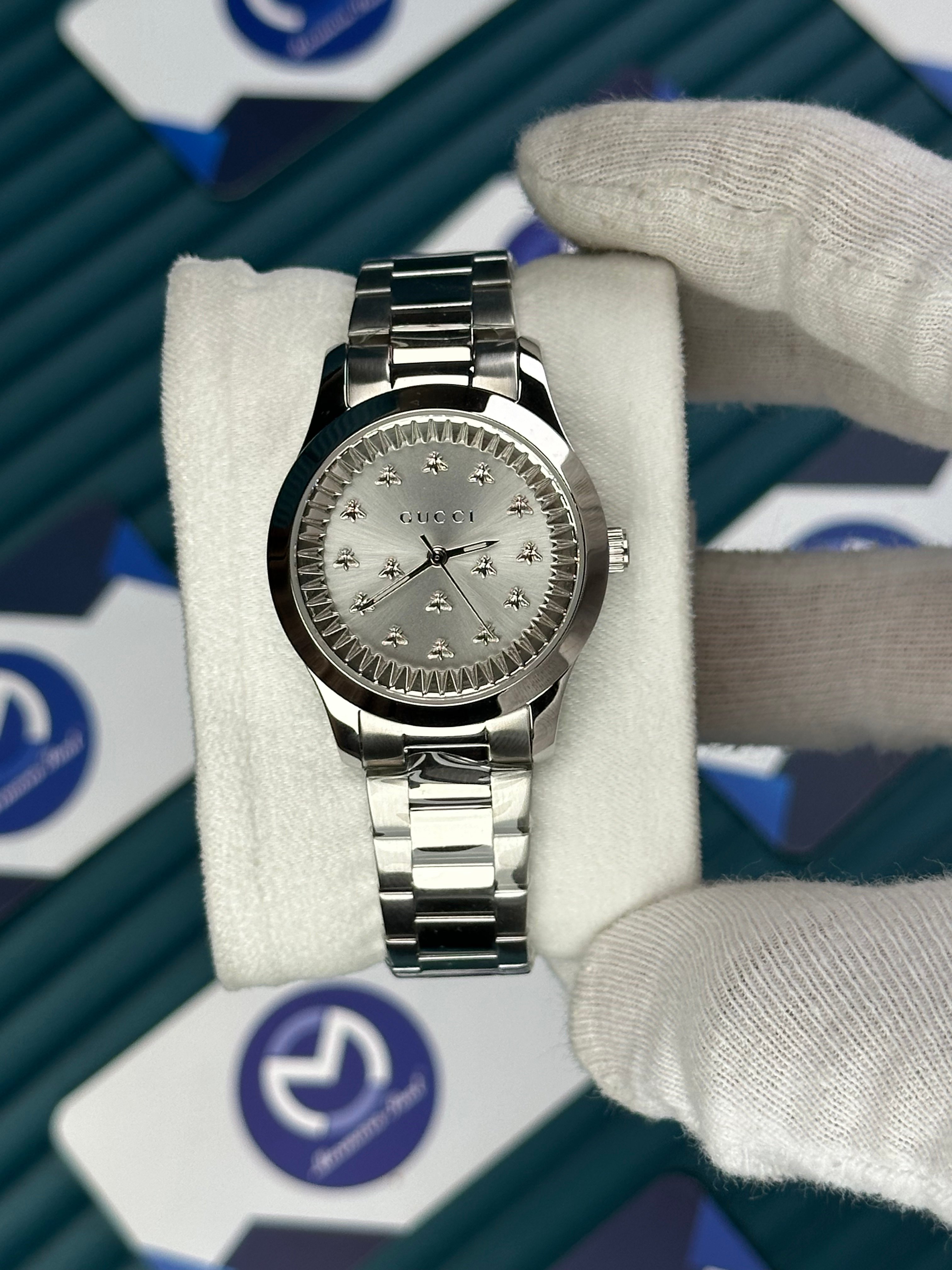 GUCCI WOMAN WHITE DIAL BUTTERFLY MOTIF SILVER