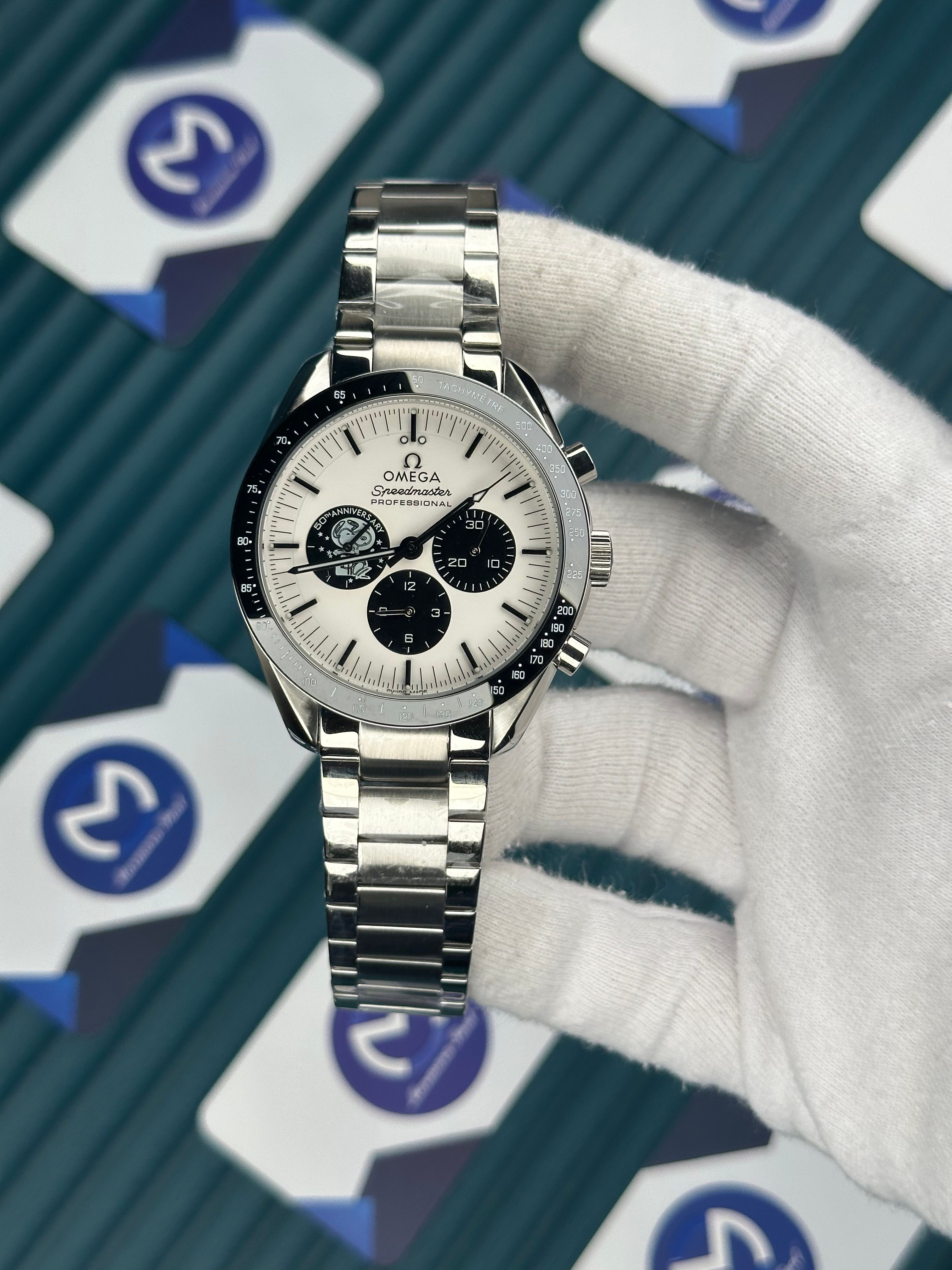 Omega Speedmaster Apollo Snoopy Siyah Bezel