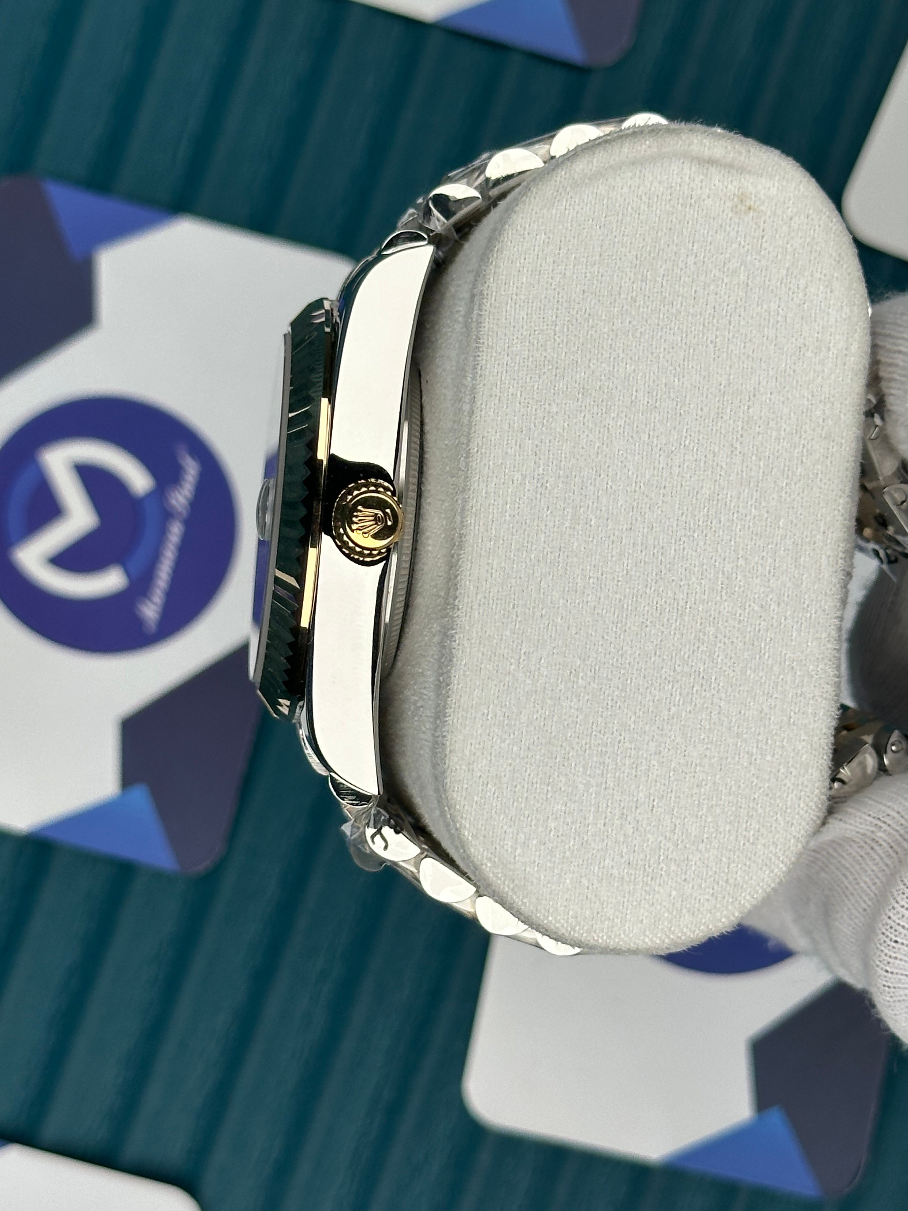 ROLEX SKY-DWELLER WHITE DIAL GOLD-SILVER JUBILE