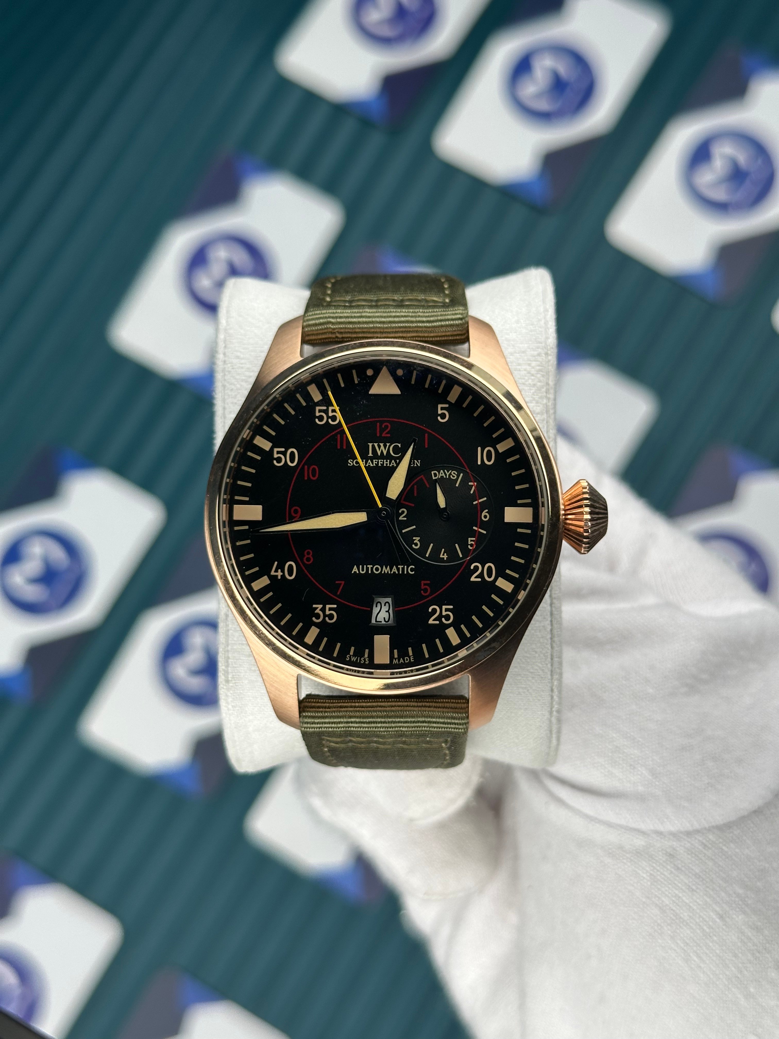 IWC Haki Yeşil Bez Kordon Rose Kasa Siyah Fonksiyonlu Kadran