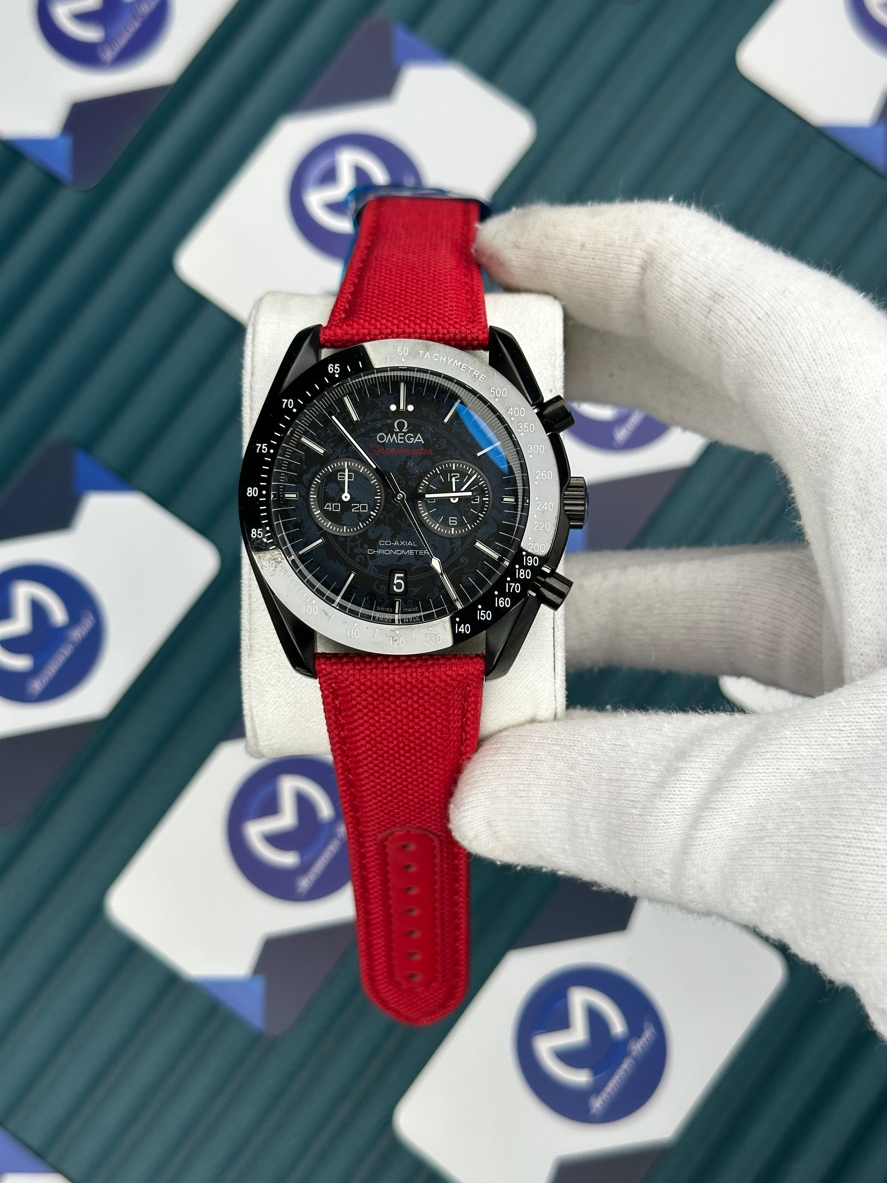 Omega Dark Side Vintage Red 