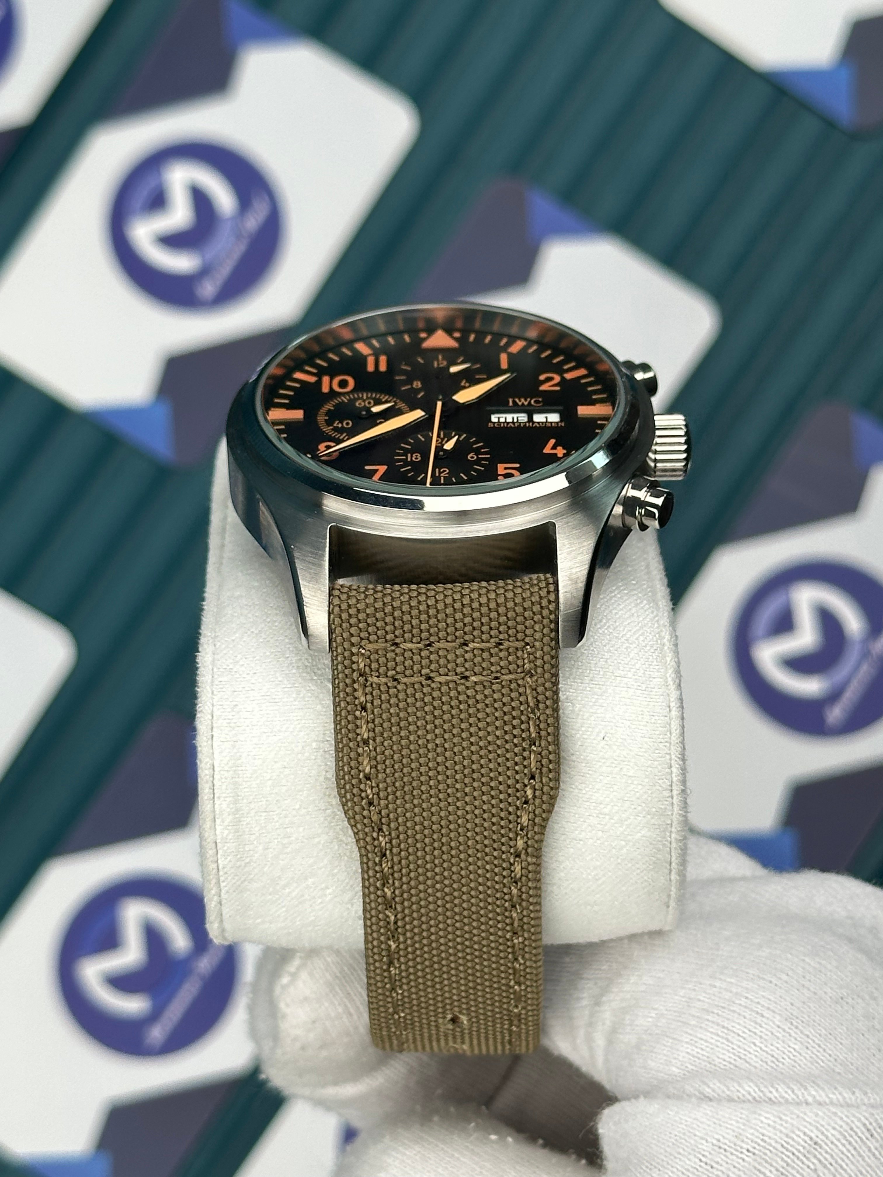 IWC BIG PILOT DOKUMA BEZ HAKİ YEŞİL