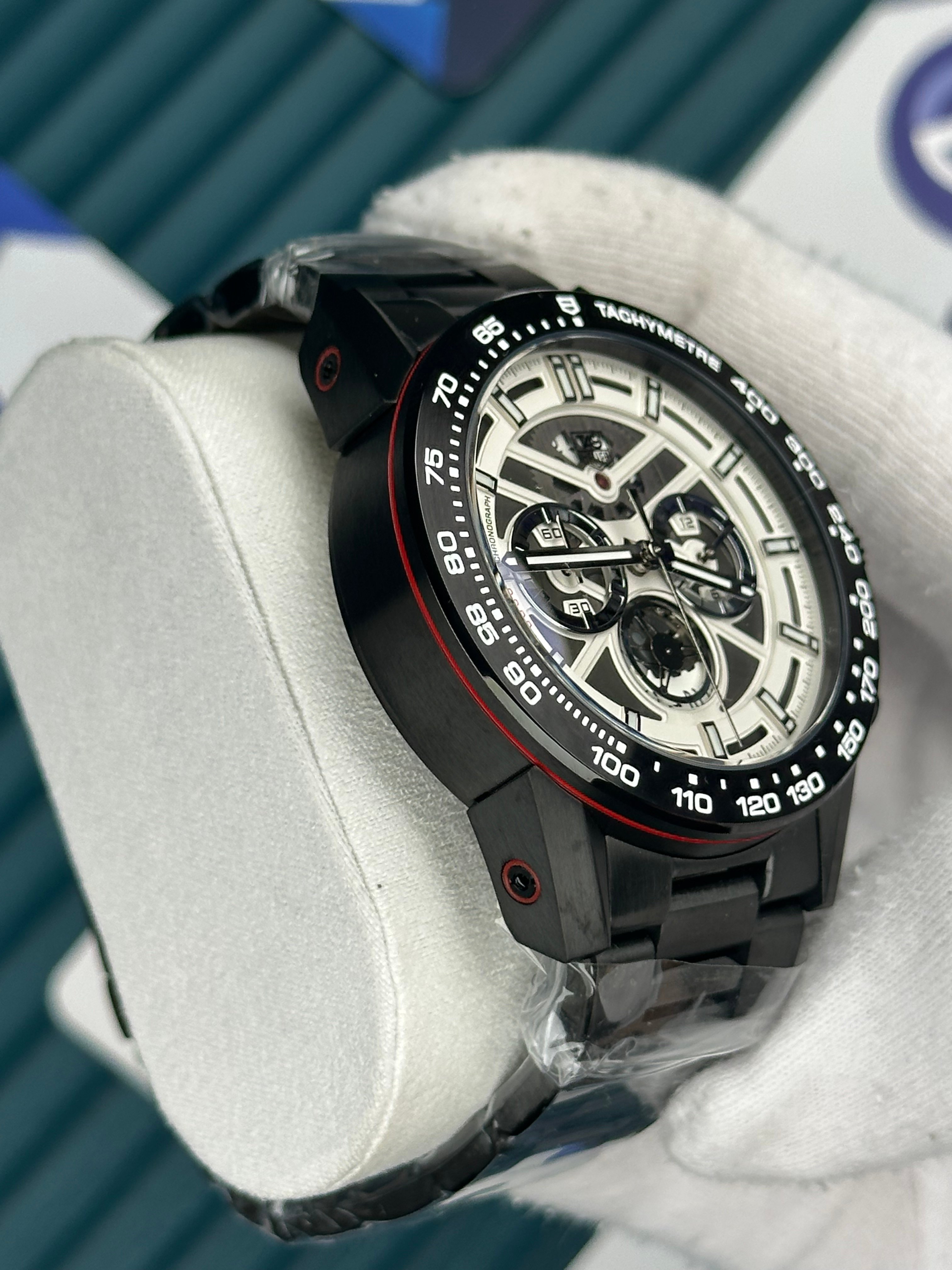 Tagheuer Carrera Calibre Heuer 1 Otomatik İskelet Karbon