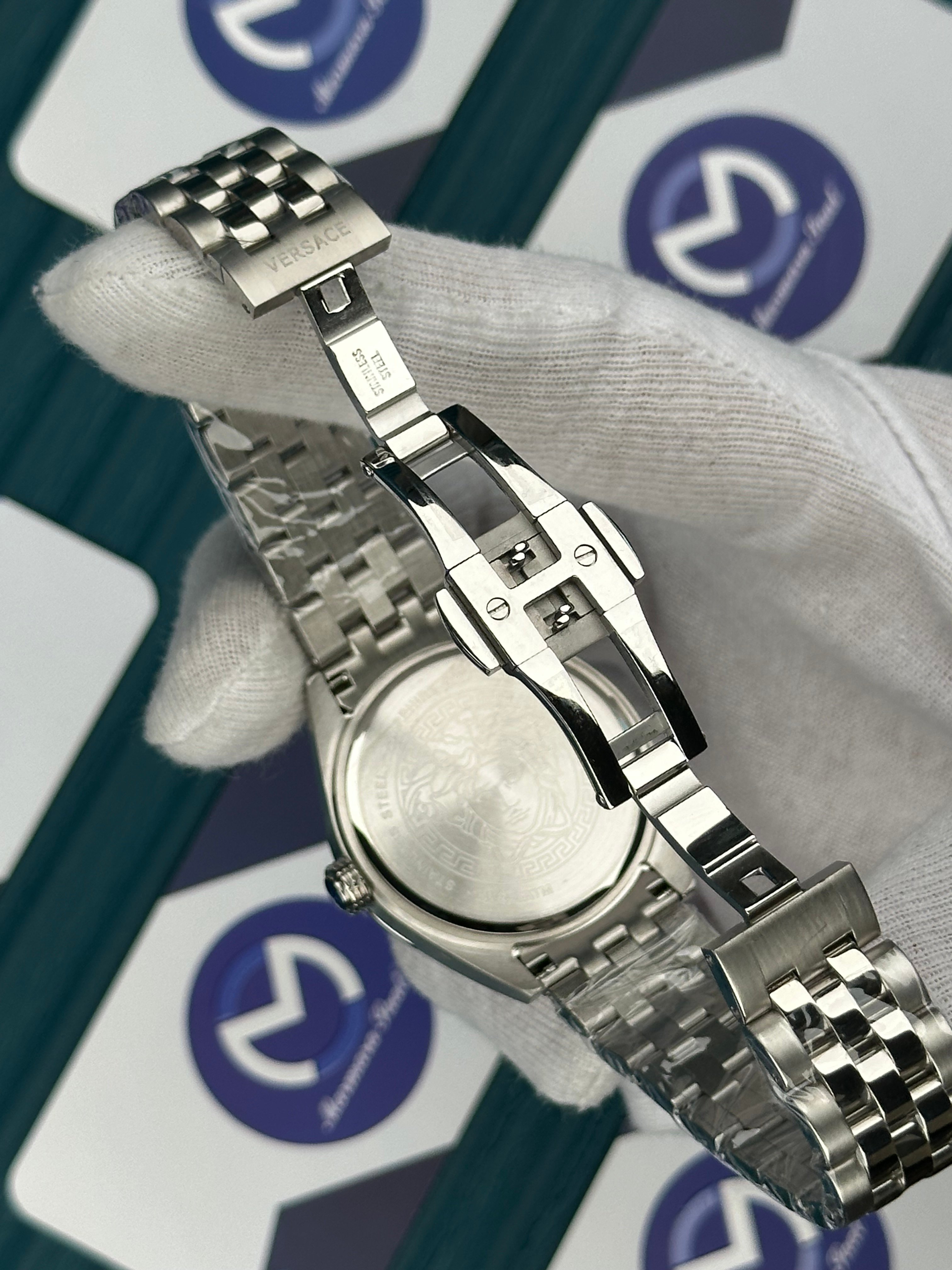 VERSACE 36 BLACK DIAL WHITE DETAIL SILVER JUBILEE