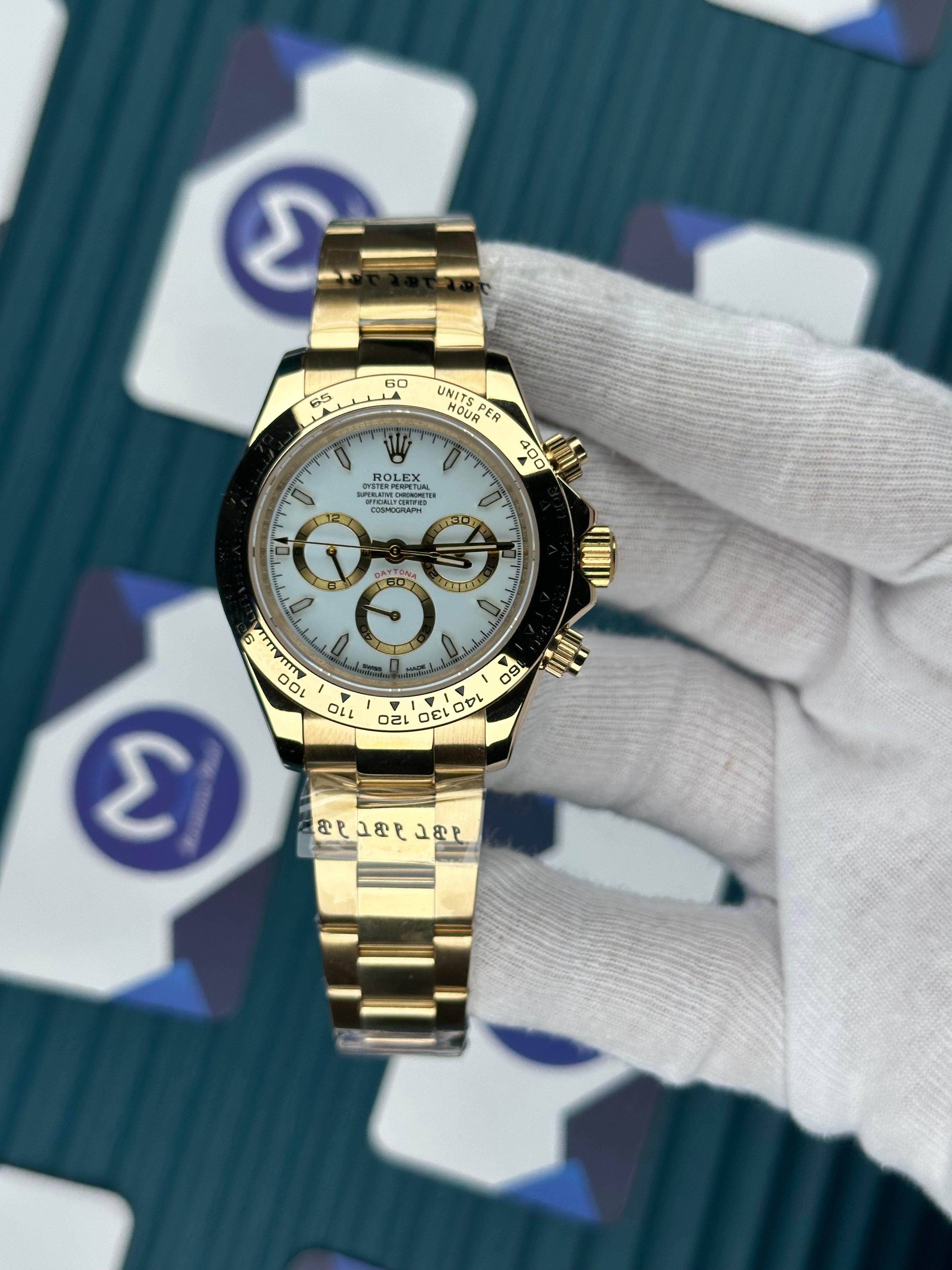 ROLEX DAYTONA WHITE DIAL GOLD OYSTER