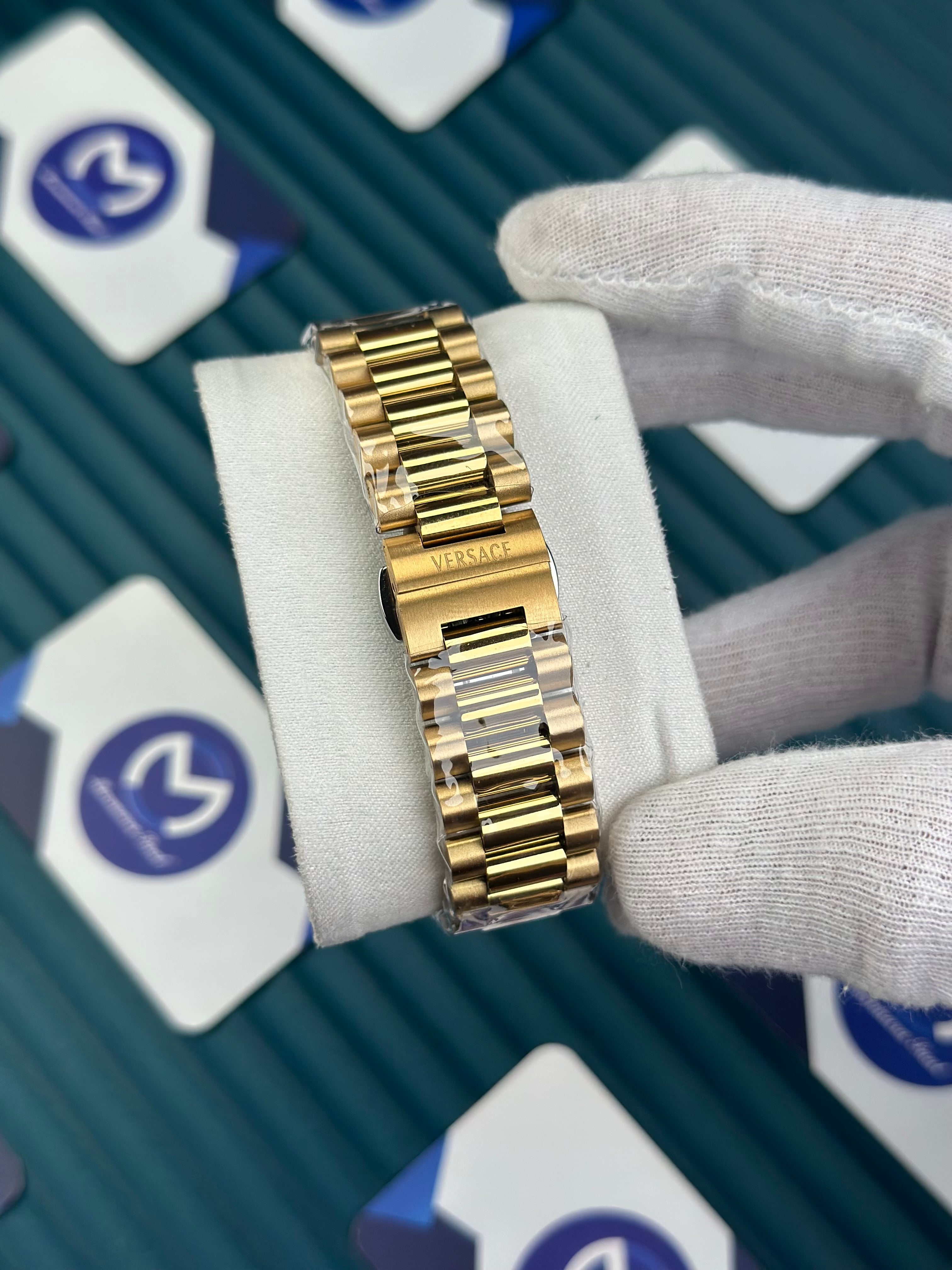 VERSACE NEW NAVY BLUE DIAL GOLD PRESIDENT