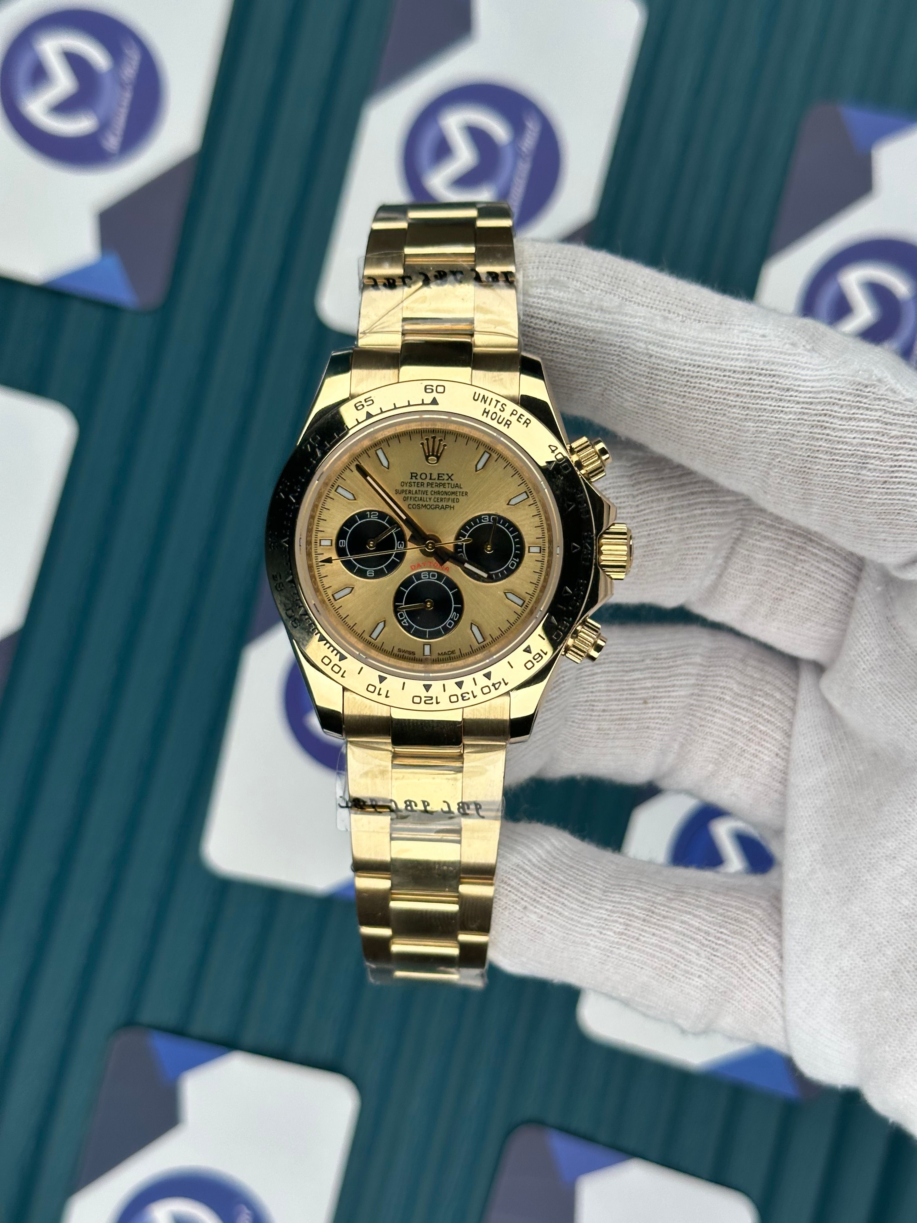 ROLEX DAYTONA GOLD DIAL GOLD OYSTER