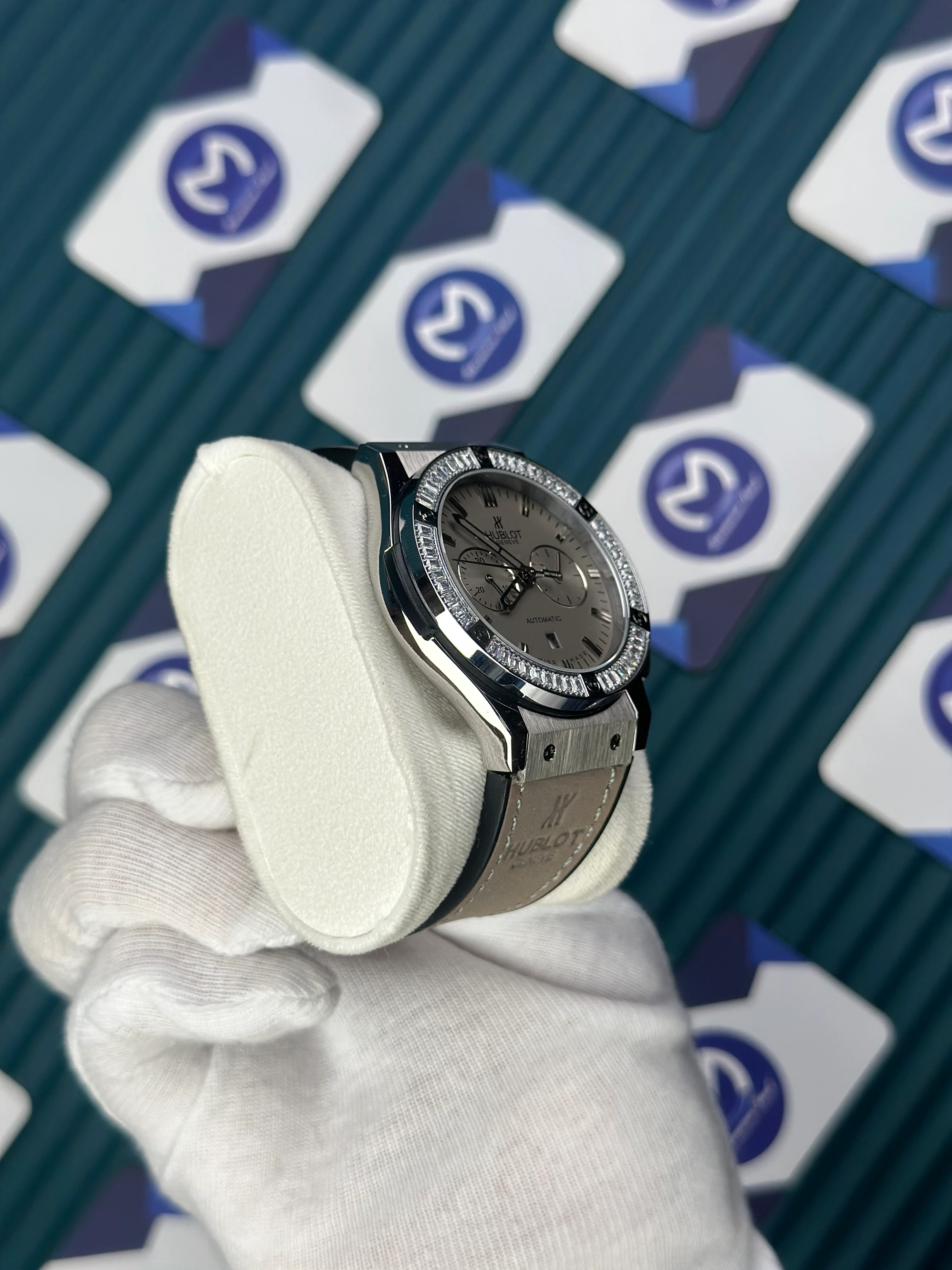 HUBLOT AUTOMATIC CREAM CHRONOGRAPH DIAL DIAMOND BEZEL CREAM LEATHER CORD 