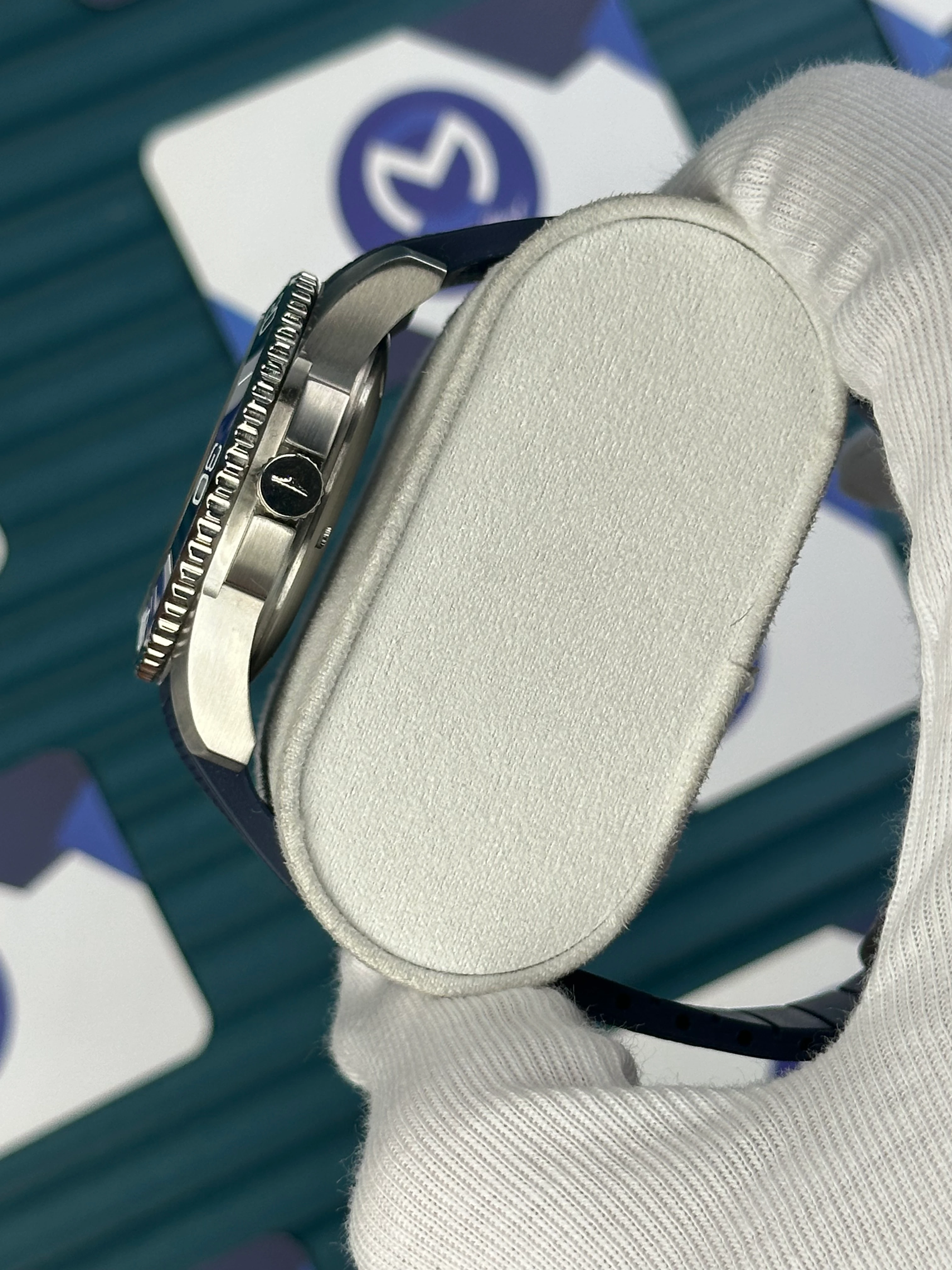 LONGINES HYDROCONQUEST AUTOMATIC BLUE DIAL BLUE RUBBER 