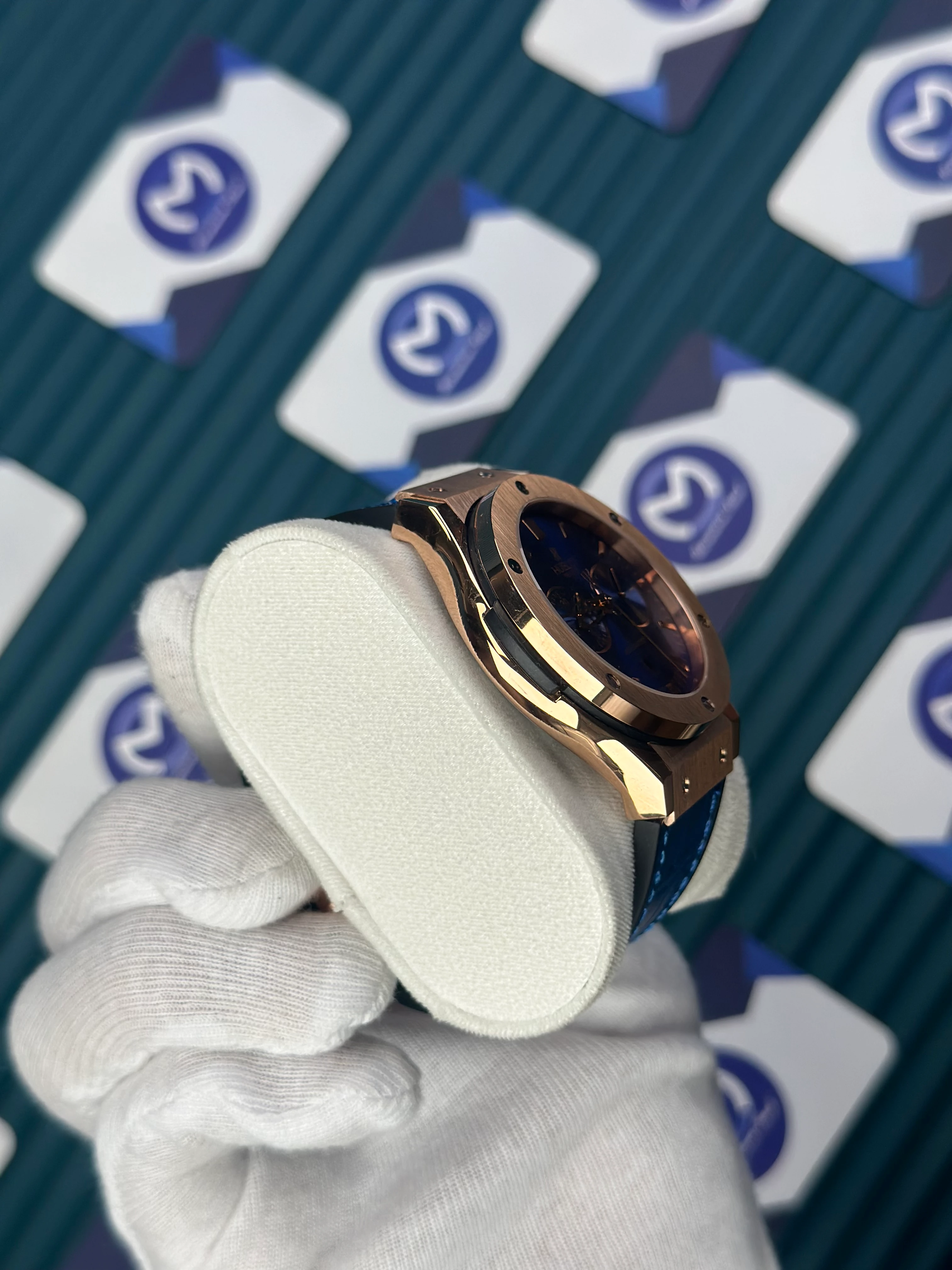 HUBLOT AUTOMATIC FUSHION VENDOME BLUE DIAL ROSE CASE BLUE LEATHER CORD