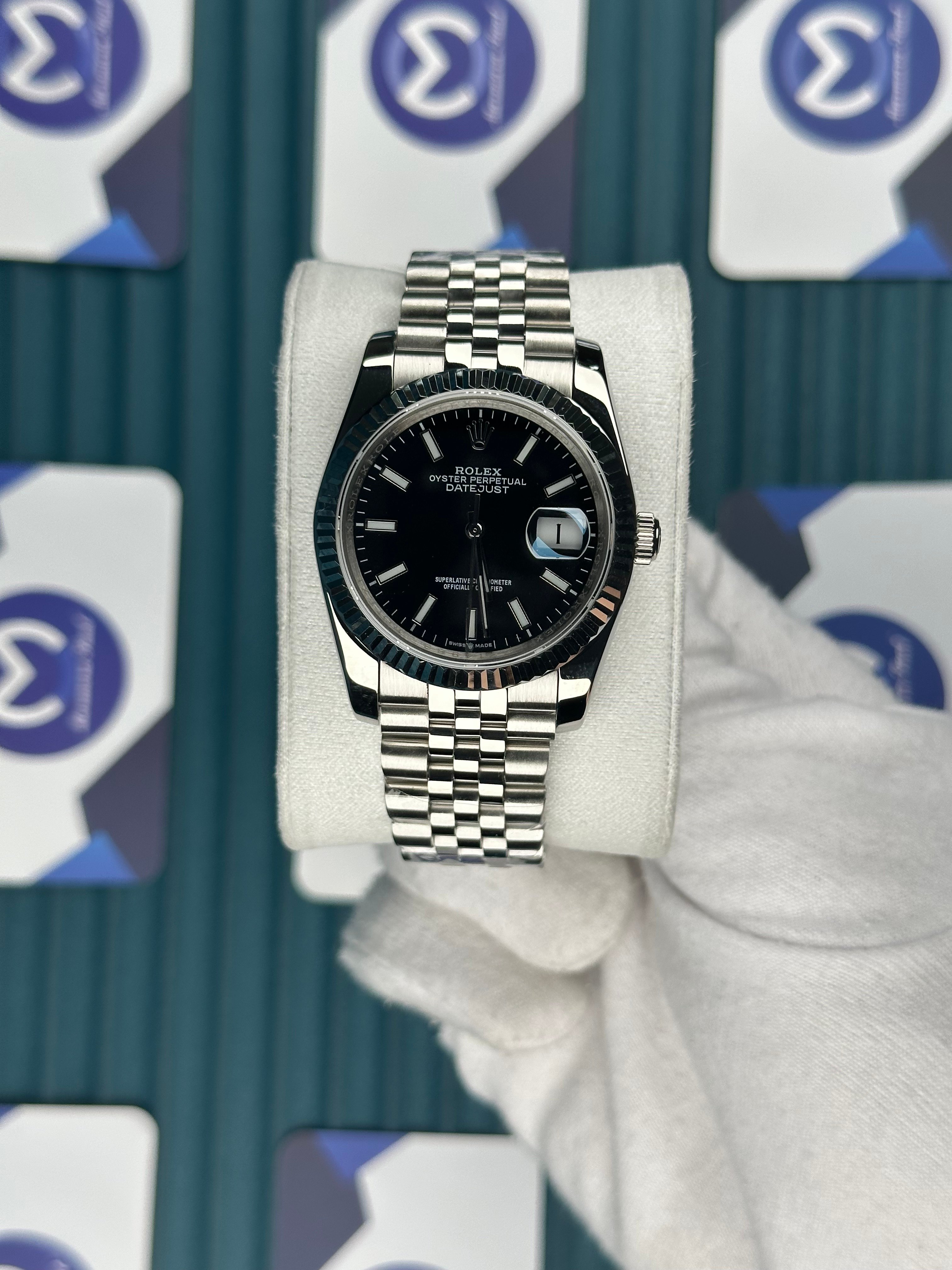 ROLEX 36 BLACK DIAL SILVER JUBILEE
