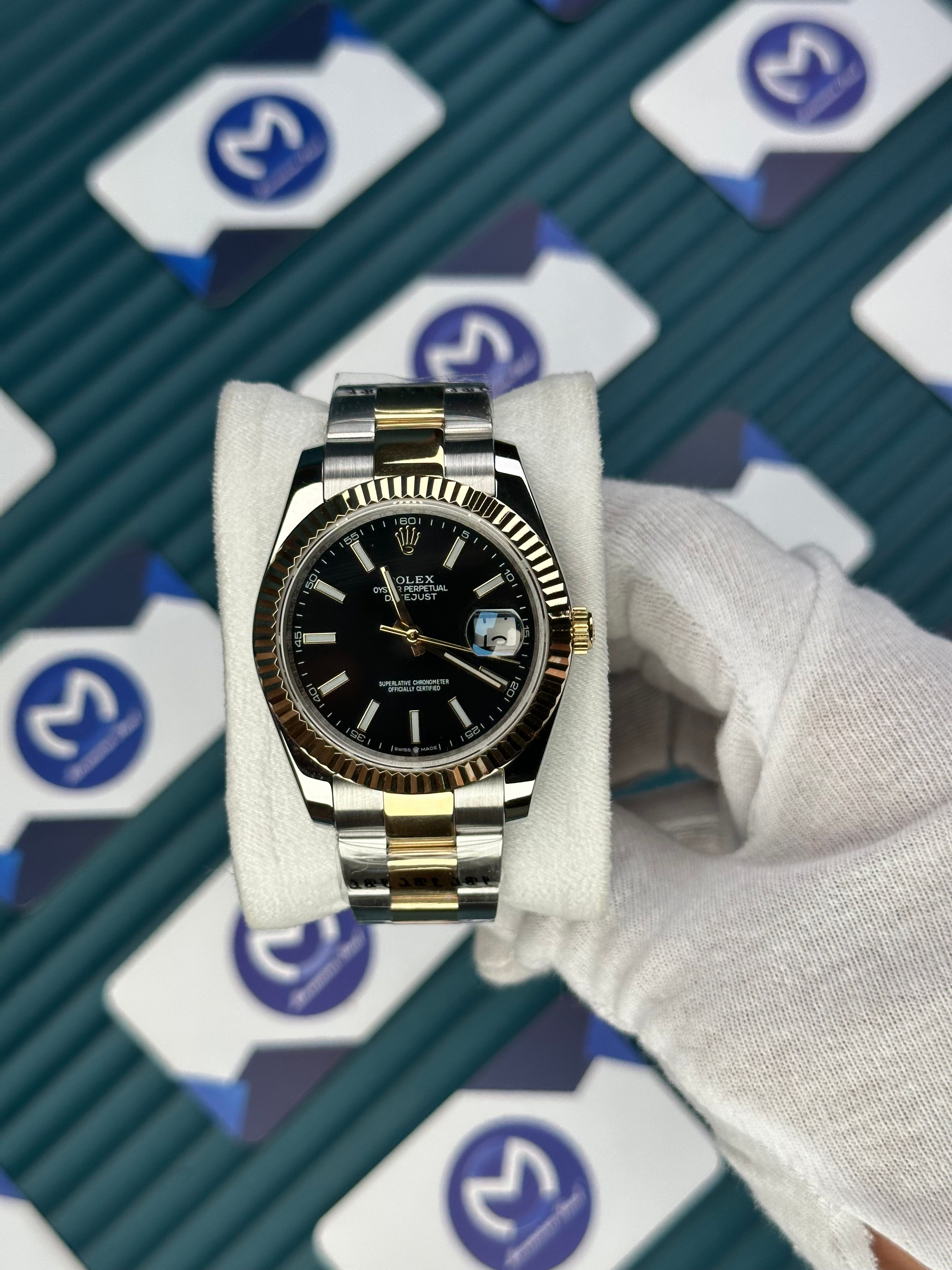ROLEX DATEJUST BLACK DIAL GOLD-SILVER OYSTER