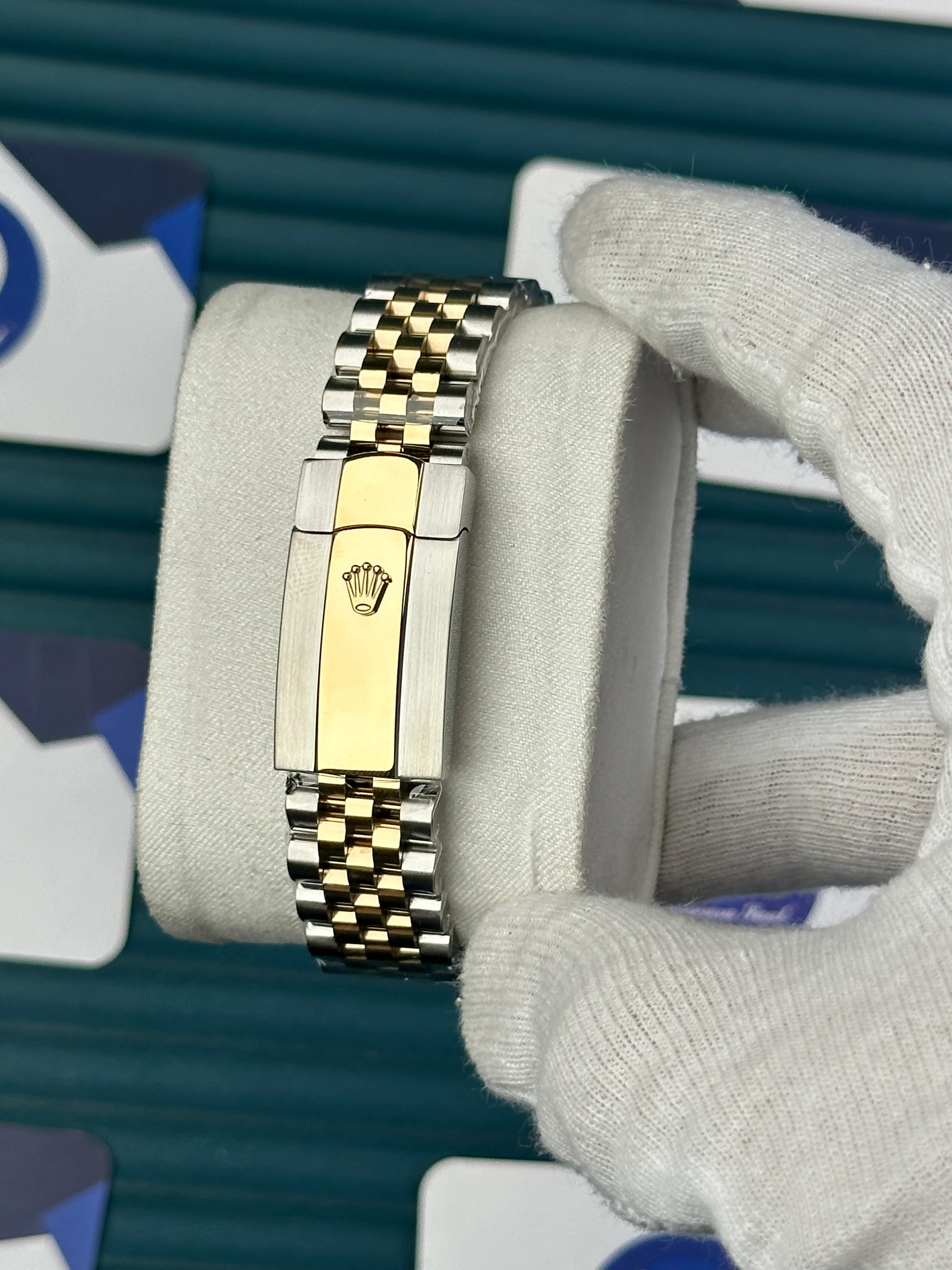 ROLEX 36 MM DATEJUST GREY DIAL DIAMOND INDEX AND BEZEL GOLD-SILVER JUBILE 