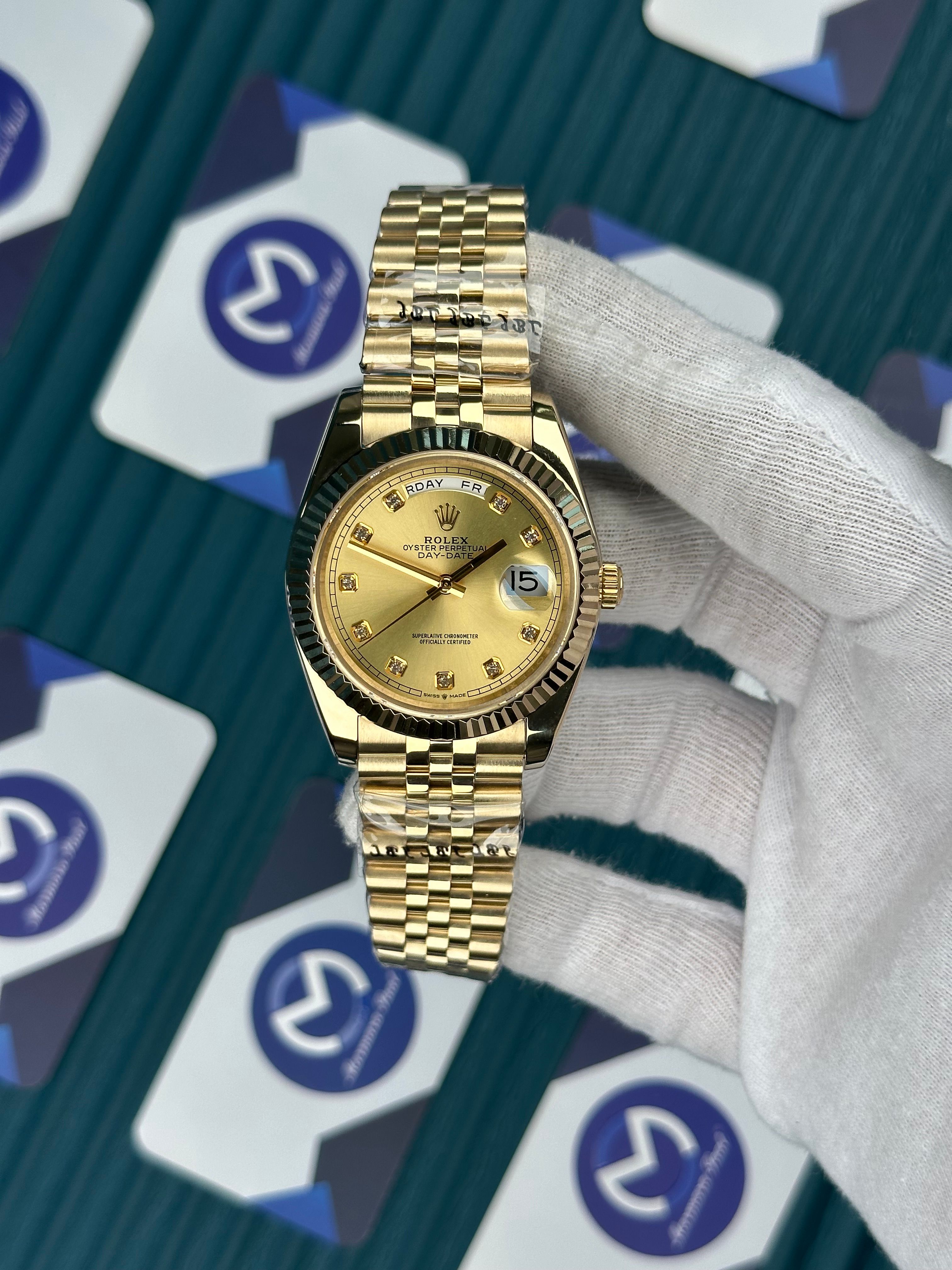 ROLEX DAY-DATE GOLD DIAL DIAMOND INDEX GOLD JUBILE