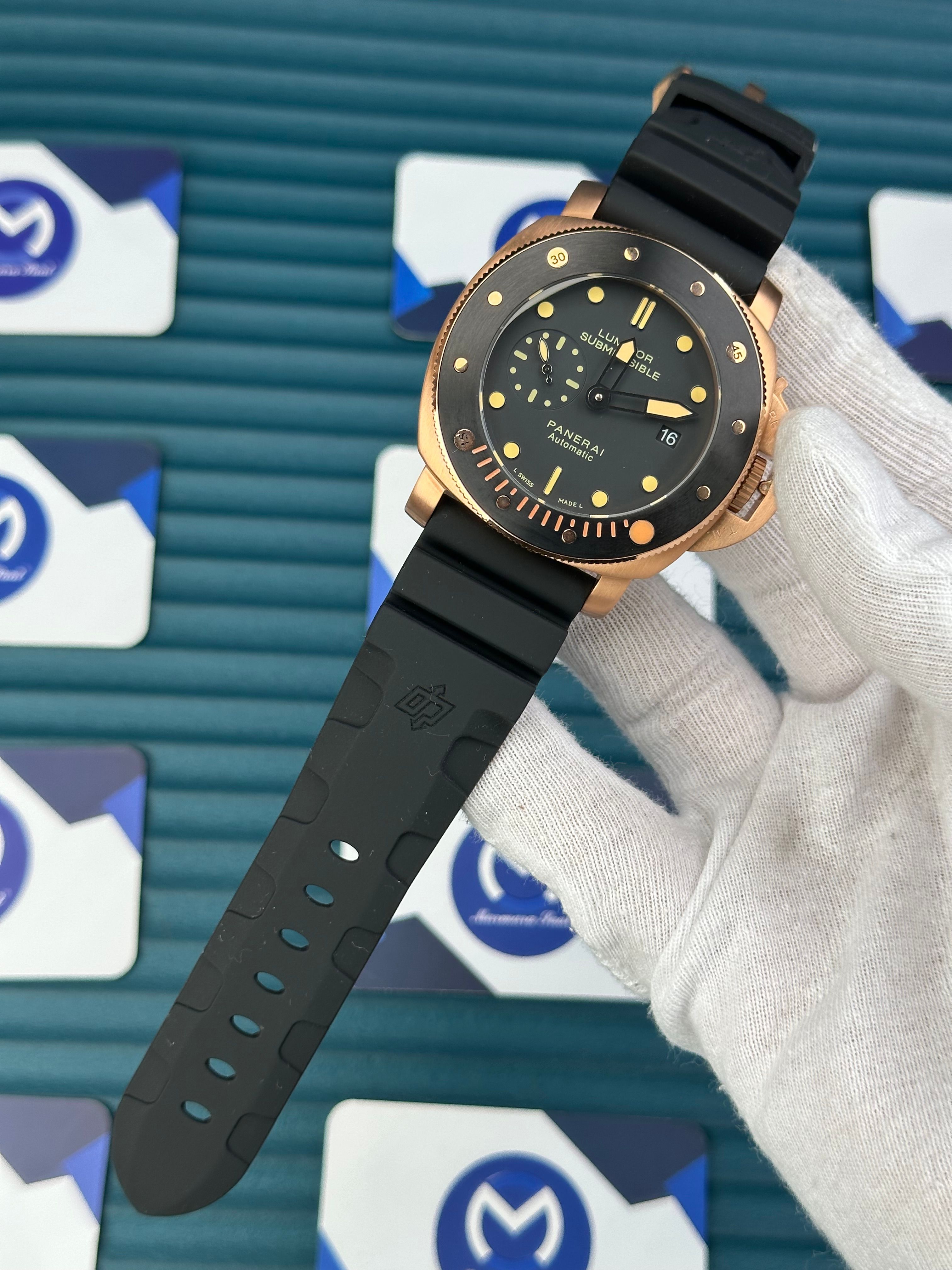 LUMINOR SUBMERSIBLE PANERAI AUTOMATIC BLACK DIAL ROSE CASE BLACK DIAL