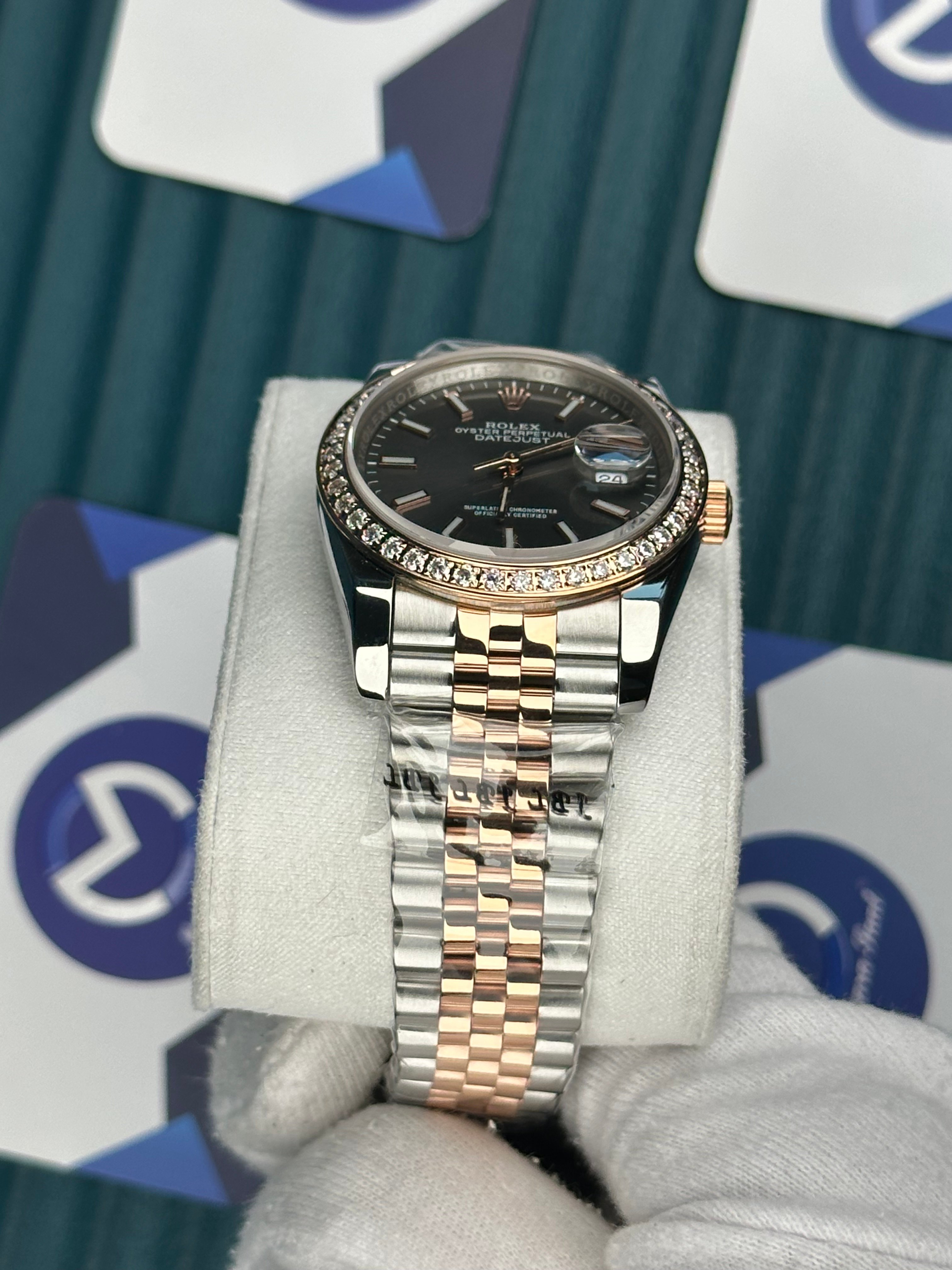 ROLEX 36 GREY DIAL ROSE-SILVER JUBILEE