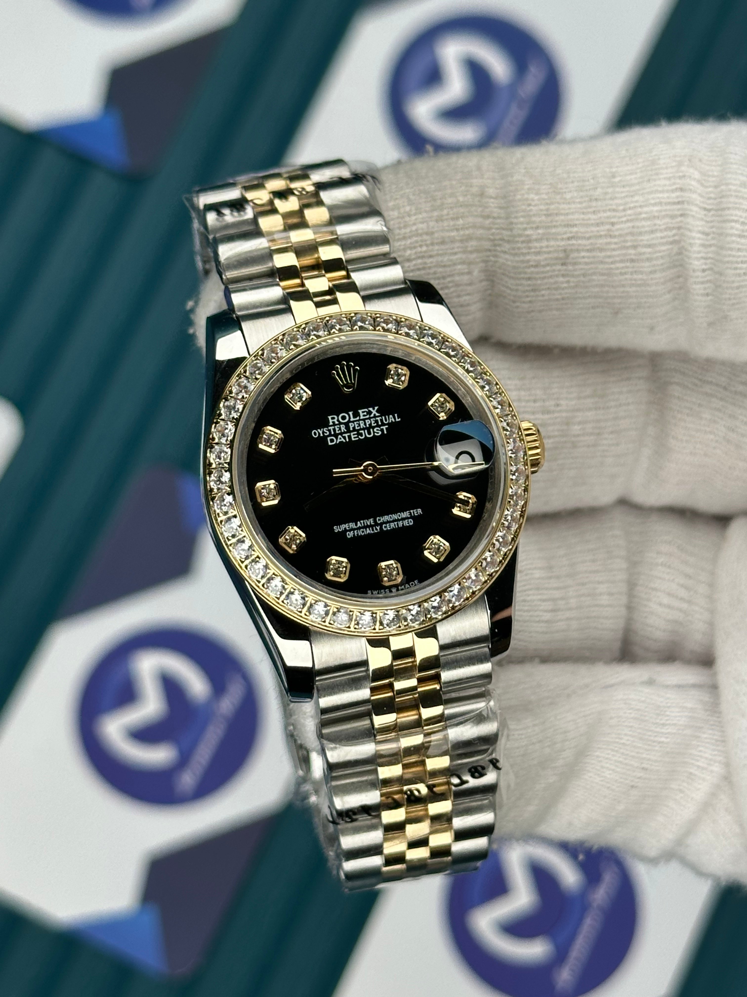 ROLEX 31 SİYAH KADRAN PIRLANTA BEZEL GOLD-SILVER JUBILEE