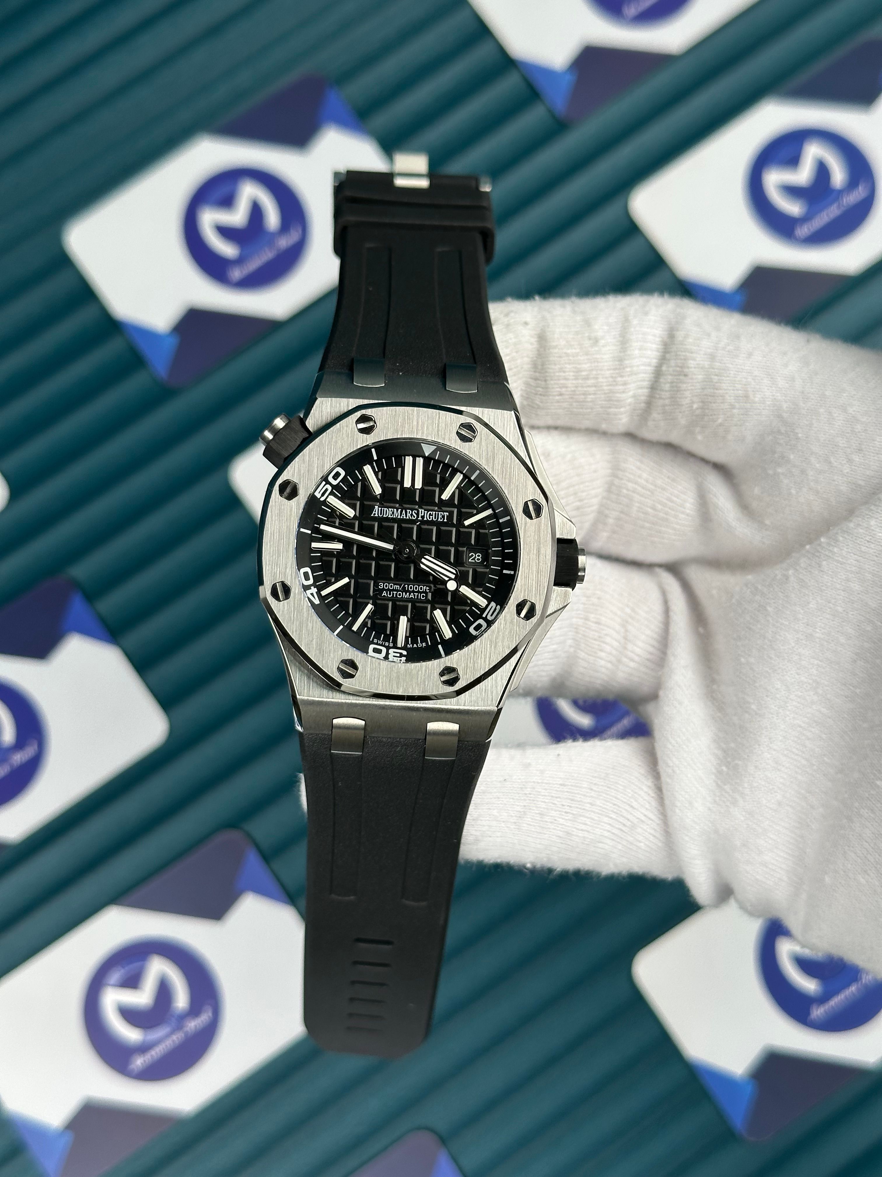 Audemars Piguet Royal Oak Offshore Diver Siyah Kadran Automatic