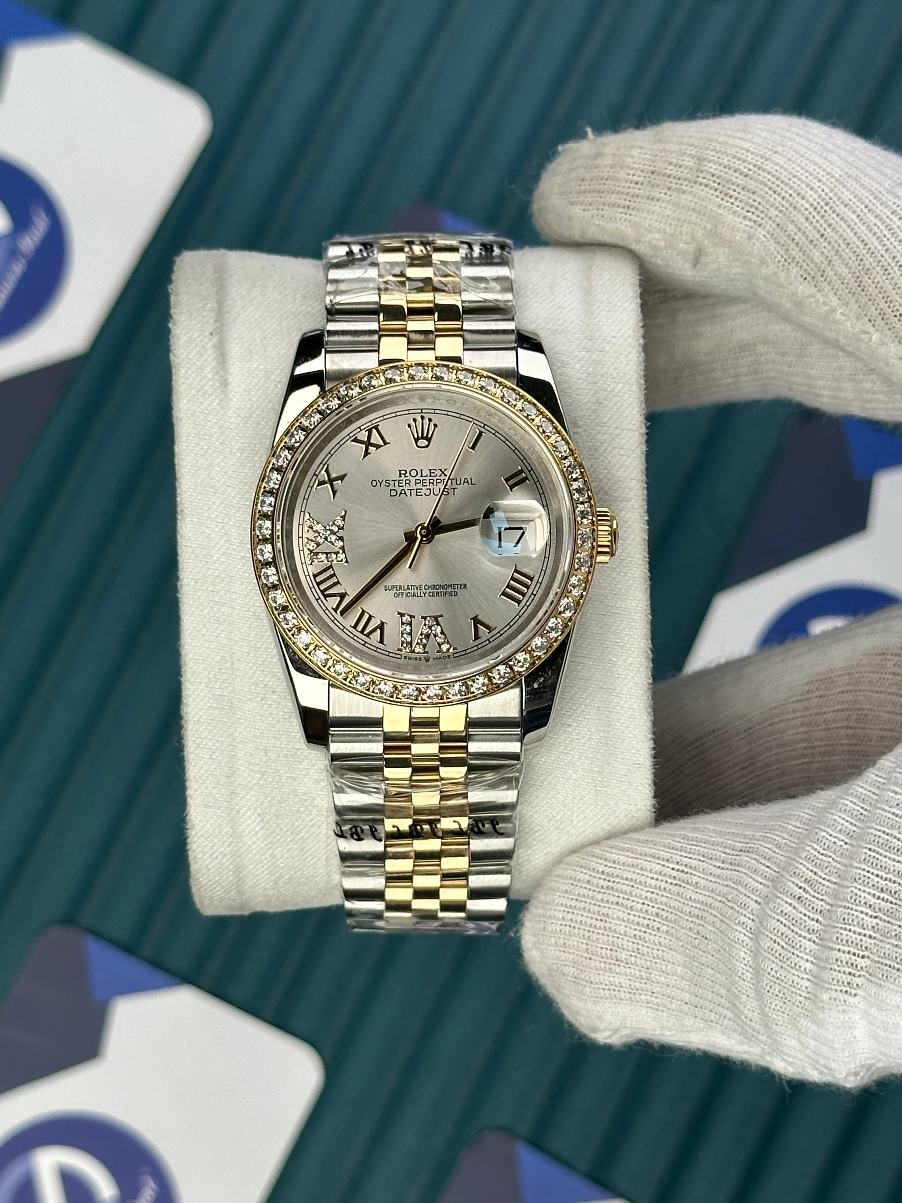 ROLEX 36 MM DATEJUST OFF WHITE DIAL DIAMOND ROMA INDEX DIAMOND BEZEL GOLD-SILVER JUBILE 