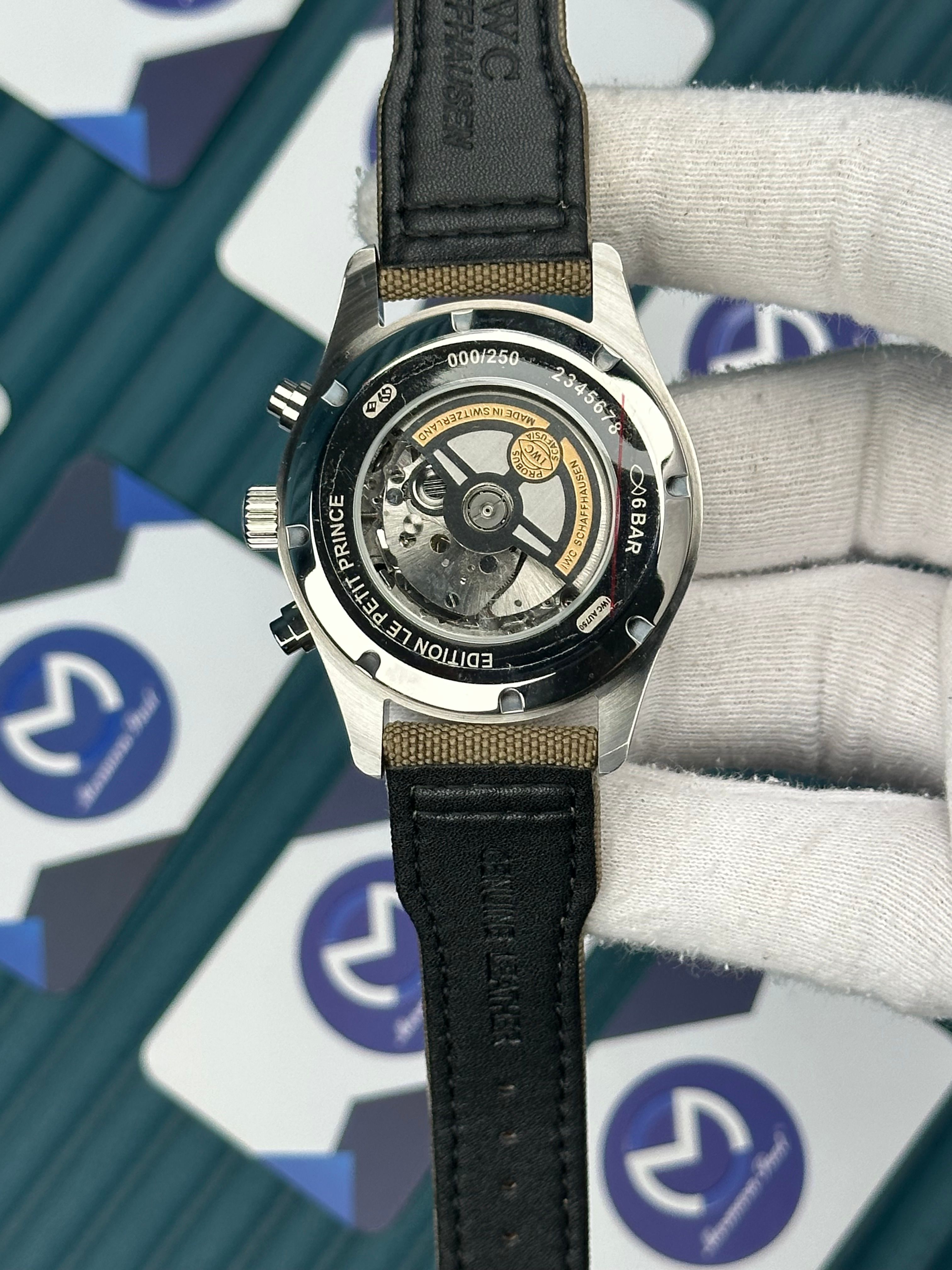 IWC BIG PILOT DOKUMA BEZ HAKİ YEŞİL
