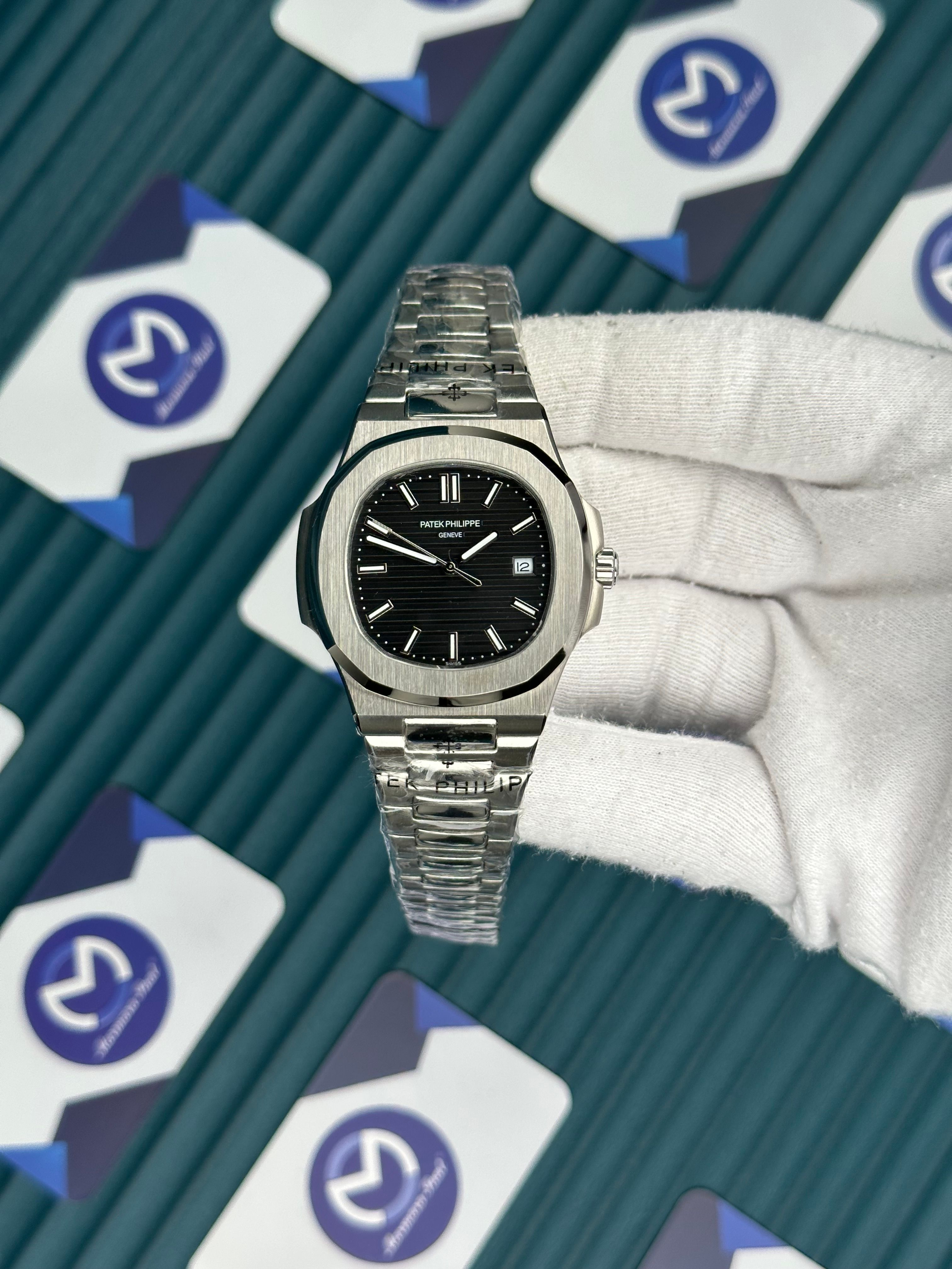 Patek Philippe Siyah Nautilus 