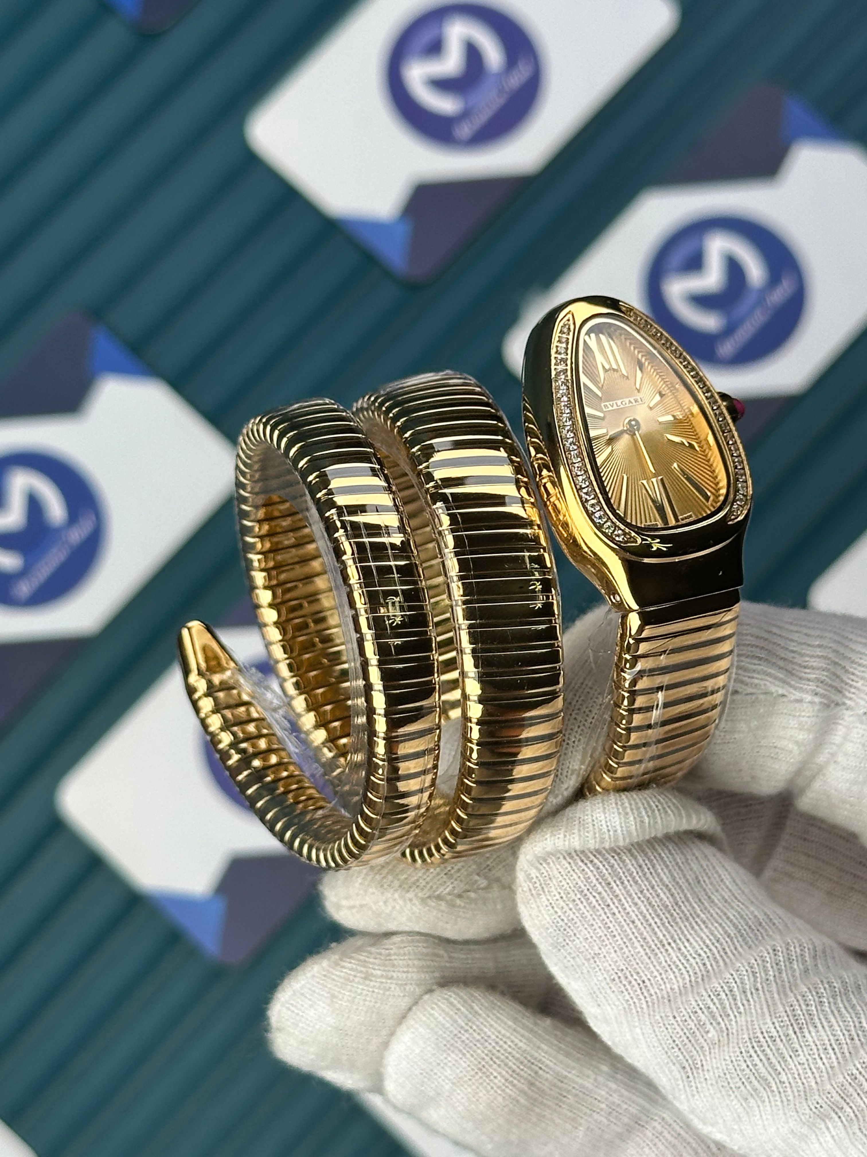 BVLGARI SERPENTI GOLD DIAL DIAMOND BEZEL GOLD LONG TUBOGAS