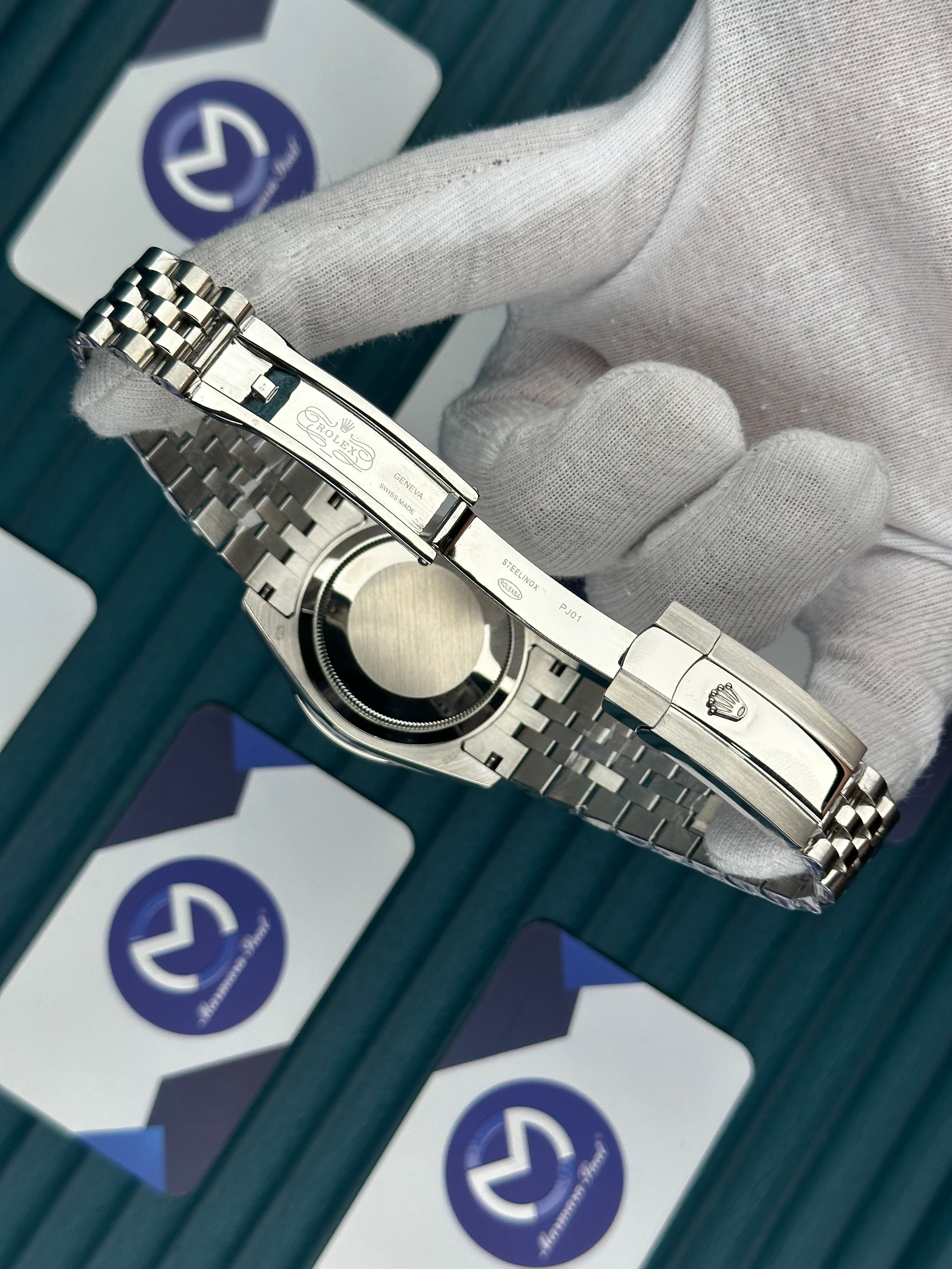 ROLEX SKY-DWELLER BLACK DIAL SILVER JUBILE