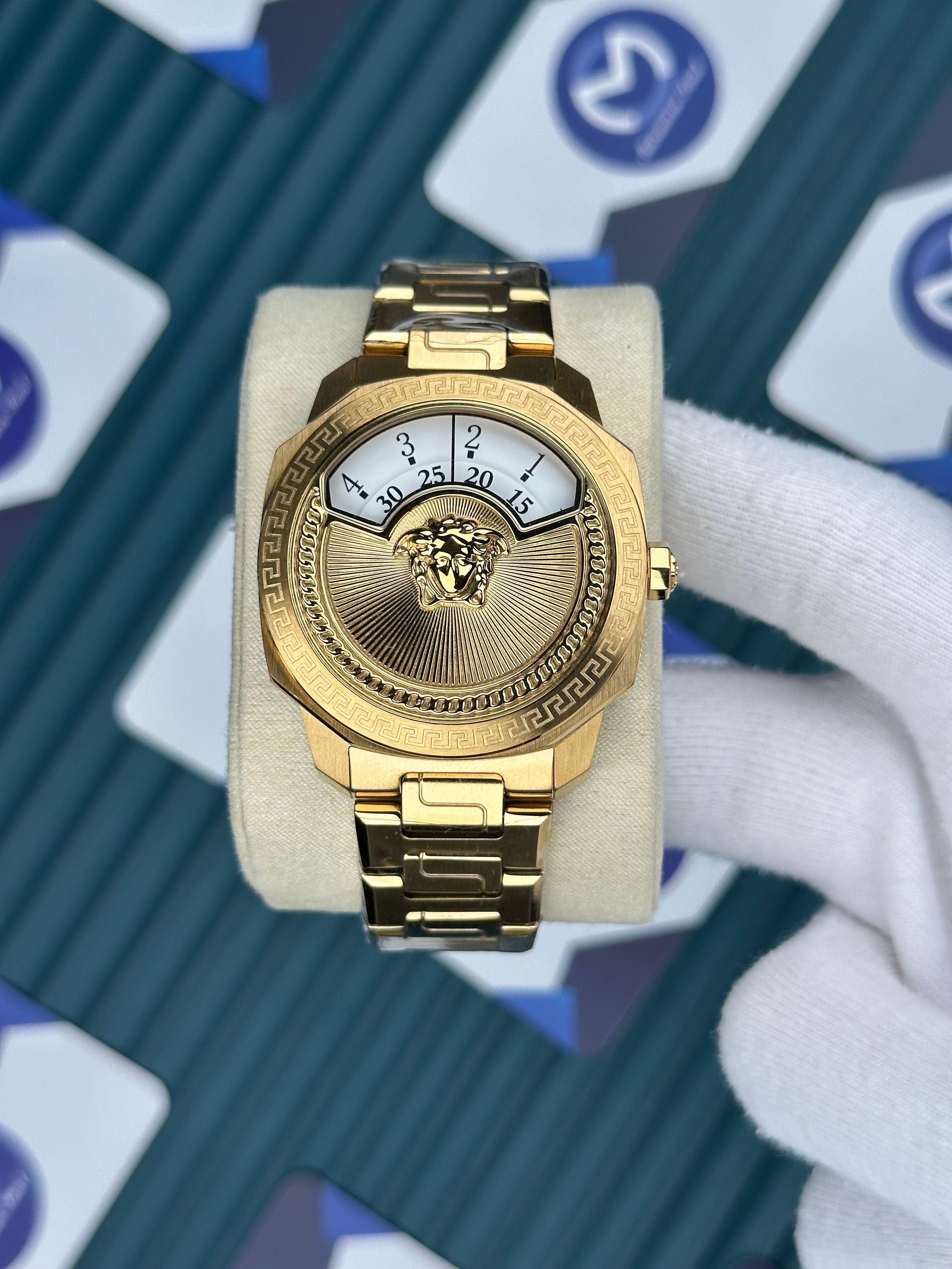 Versace Gold Yeni Nesil 3D Logolu Beyaz Kadran