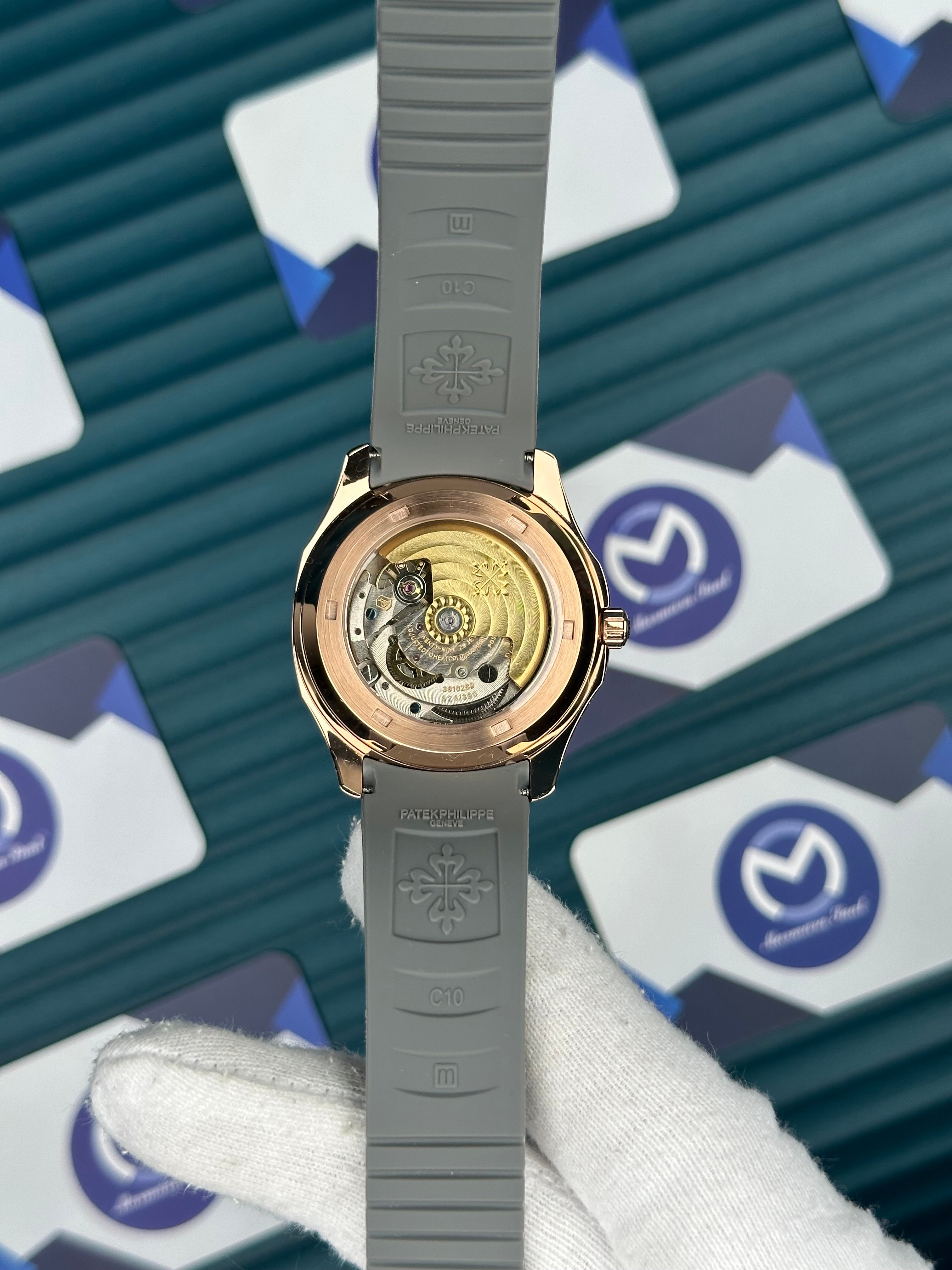 Patek Philipe Aquanaut Gri Kordon Gri Kadran Rose Kasa