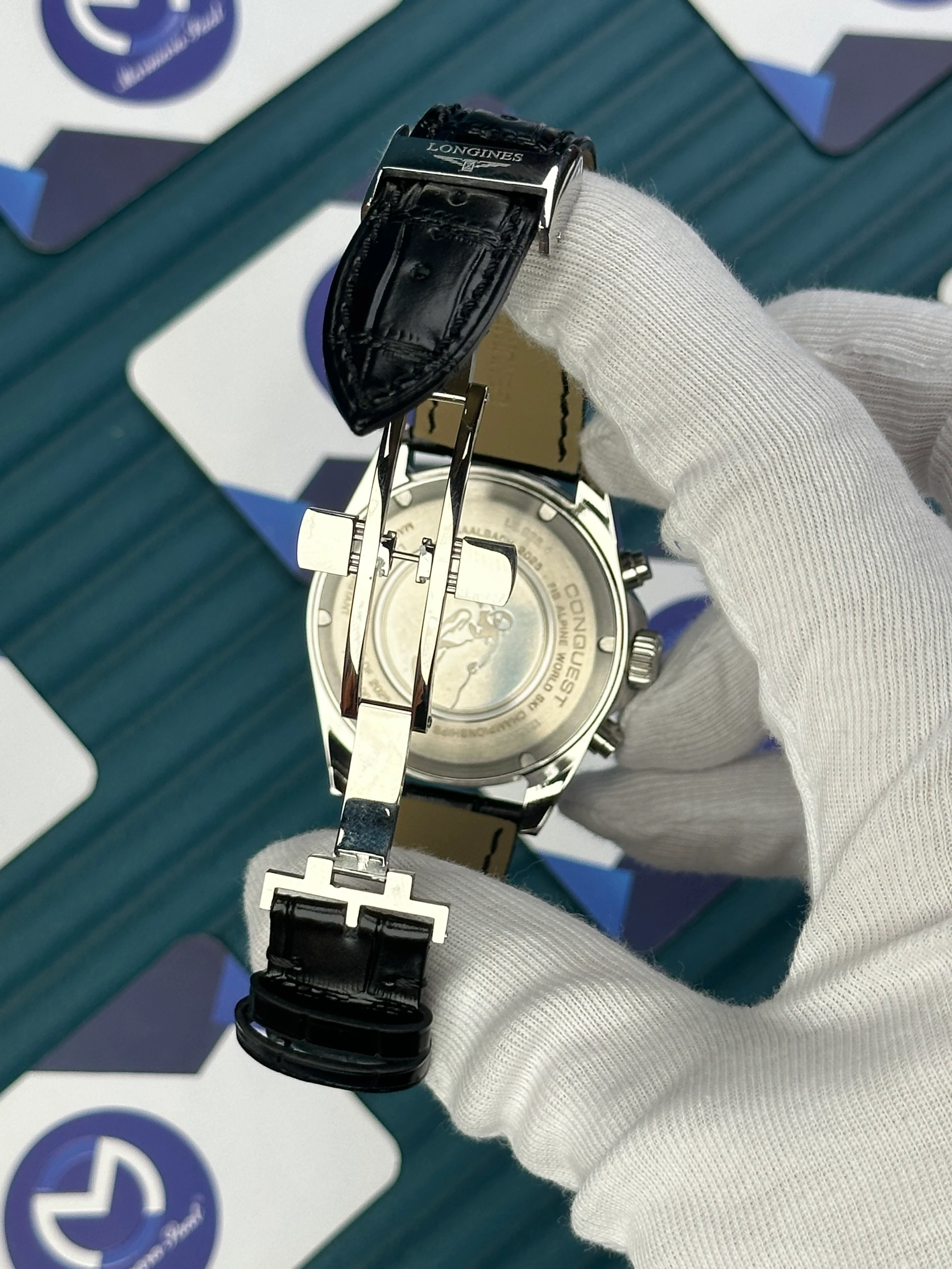 LONGINES CONQUEST AUTOMATIC WHITE DIAL BLACK CHRONOGRAPH BLACK LEATHER 