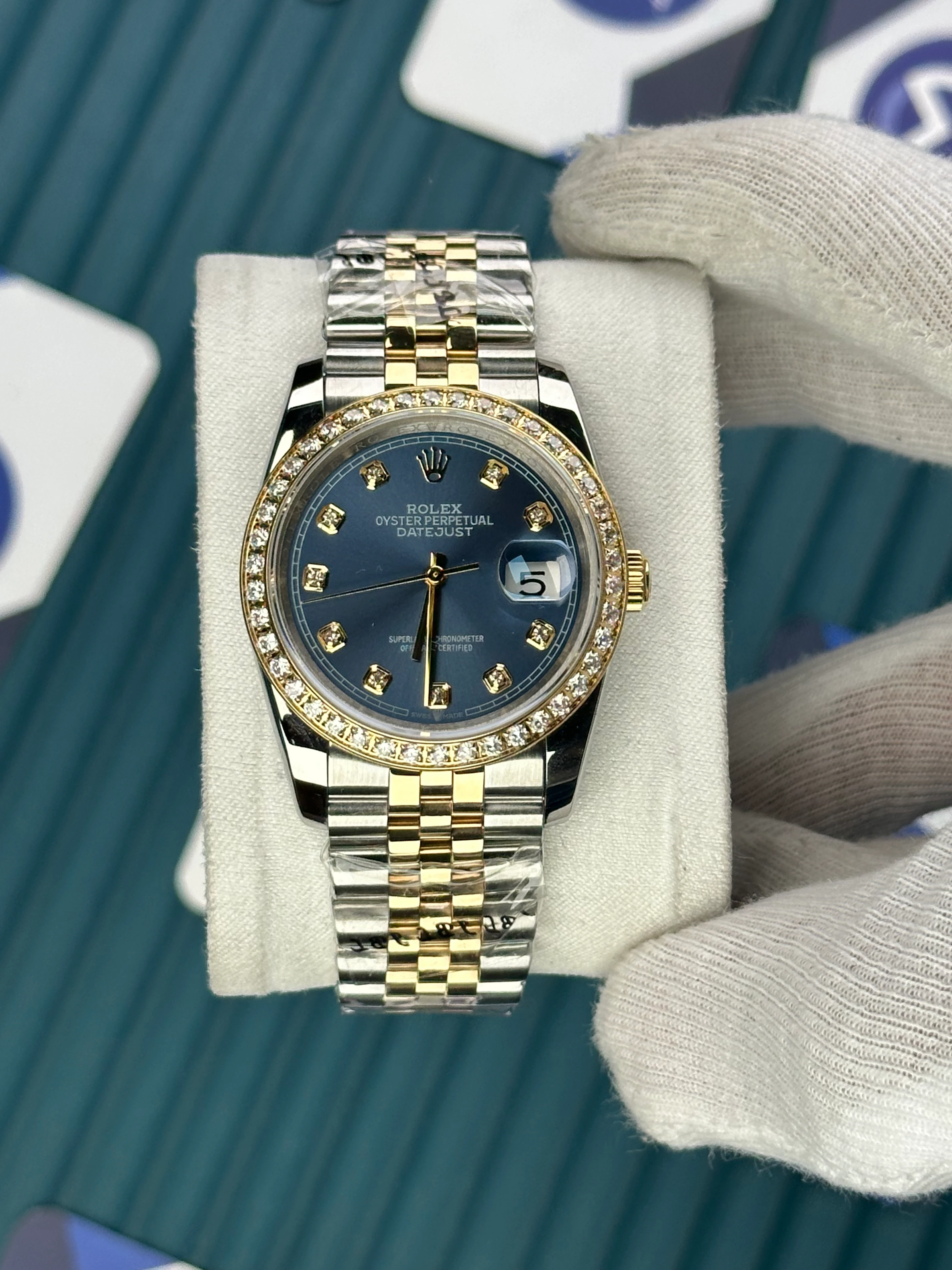 ROLEX 36 MM DATEJUST BLUE DIAL DIAMOND INDEX AND BEZEL GOLD-SILVER JUBILE 