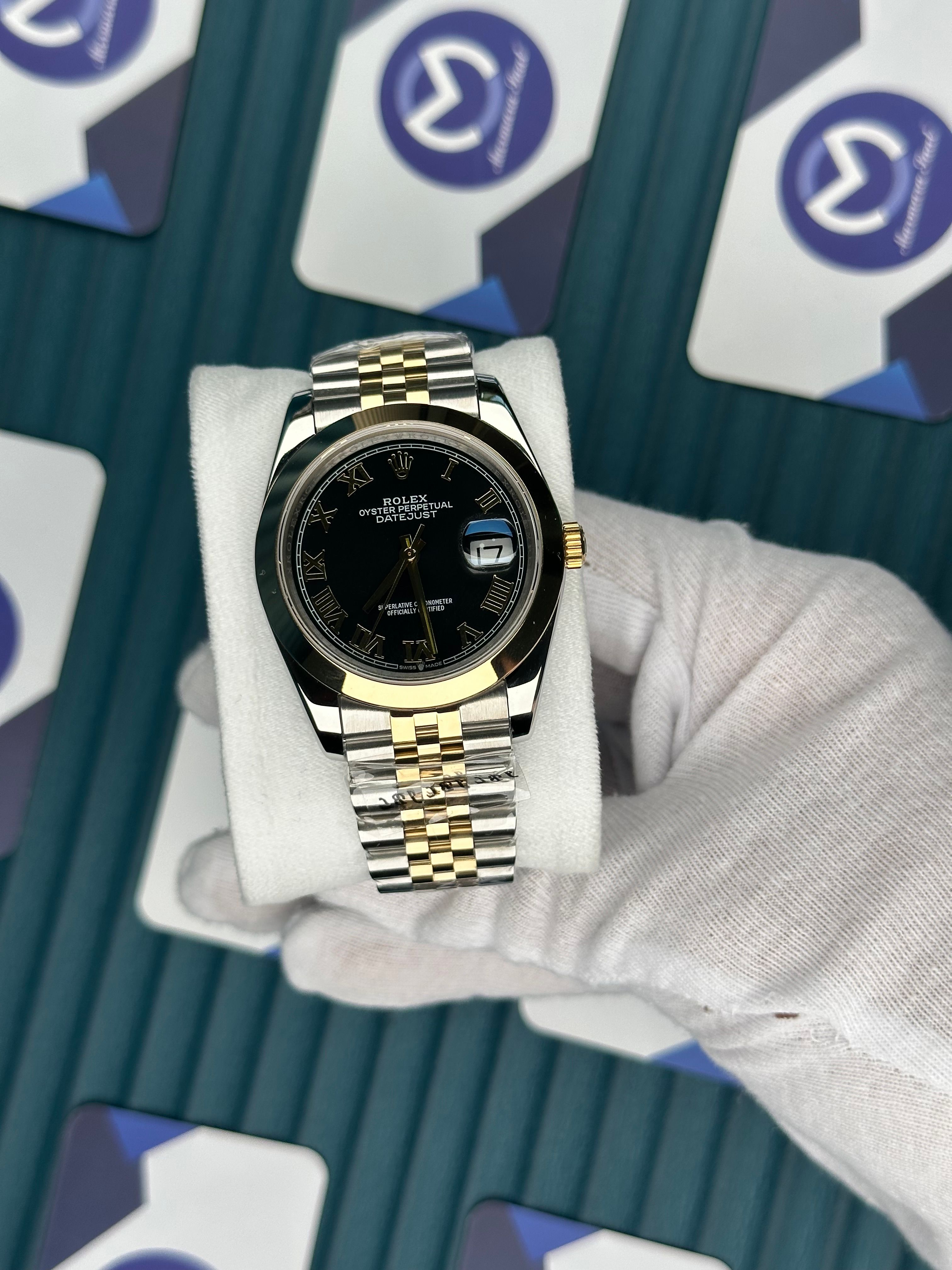 ROLEX DATEJUST OVAL BEZEL BLACK DIAL GOLD ROMA INDEX  GOLD-SILVER JUBILE