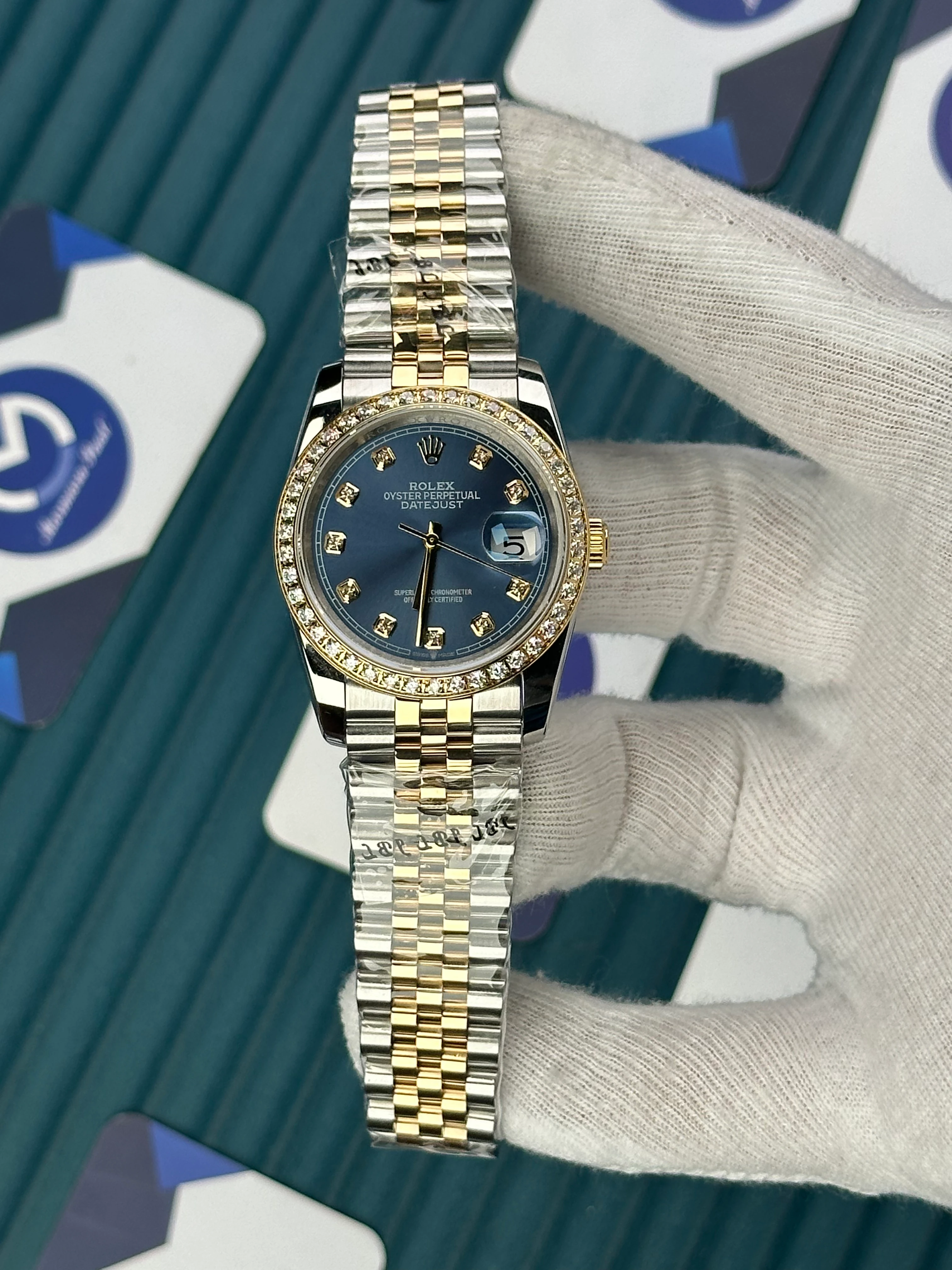 ROLEX 36 MM DATEJUST BLUE DIAL DIAMOND INDEX AND BEZEL GOLD-SILVER JUBILE 