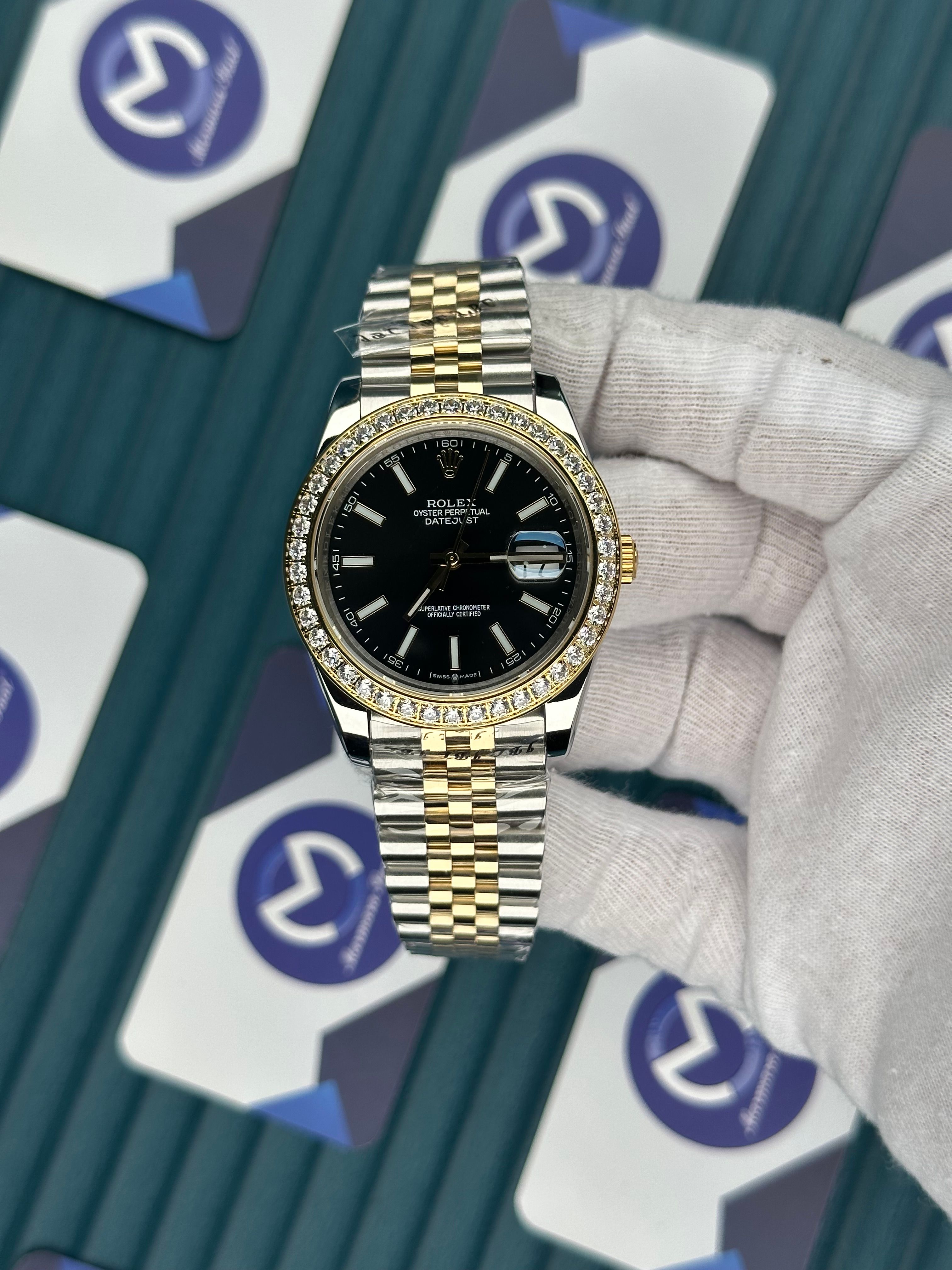 ROLEX DATEJUST BLACK DIAL DIAMOND BEZELGOLD-SILVER JUBILE
