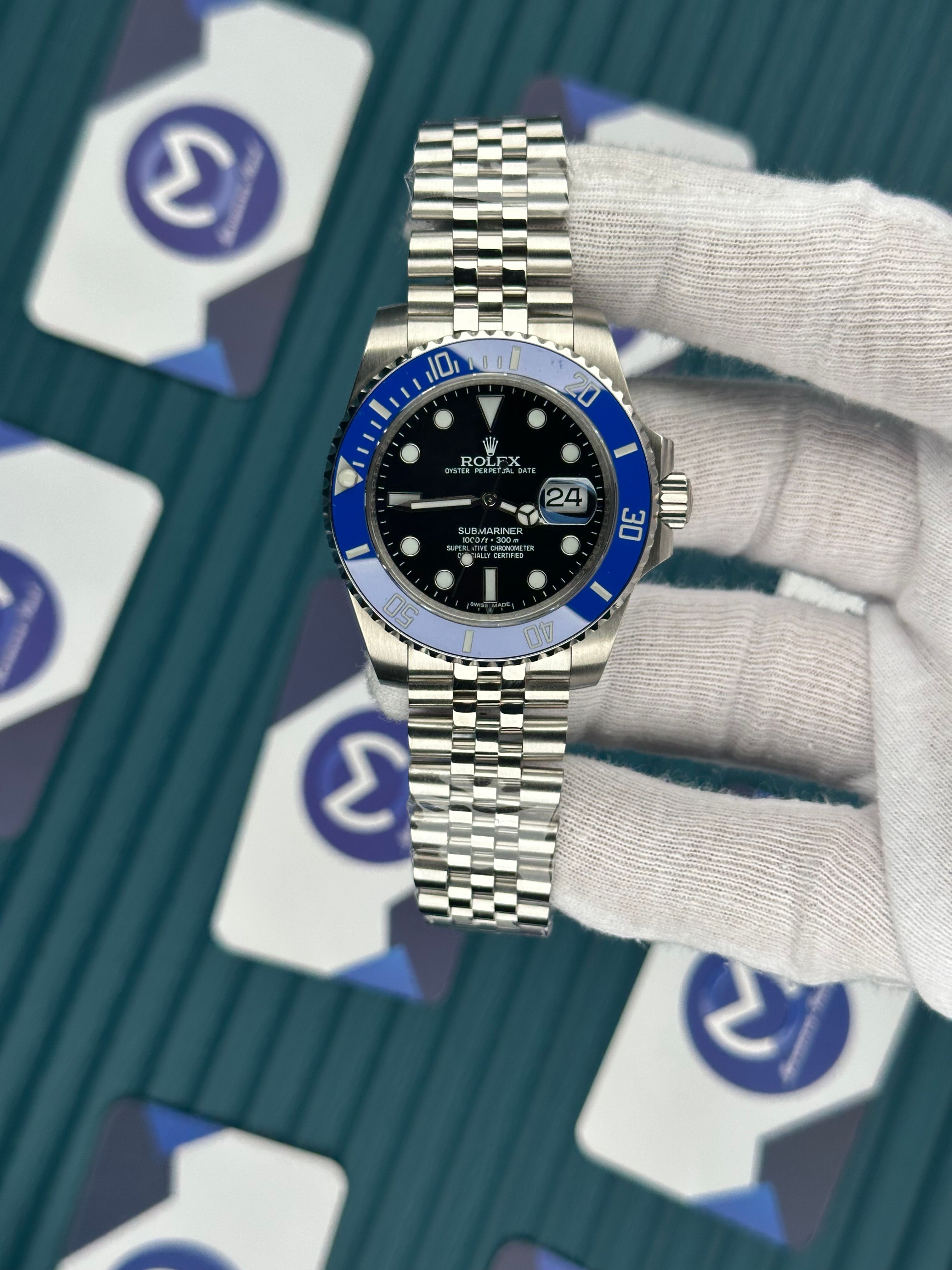 ROLEX SUBMARINER BLACK DIAL BLUE BEZEL JUBILE