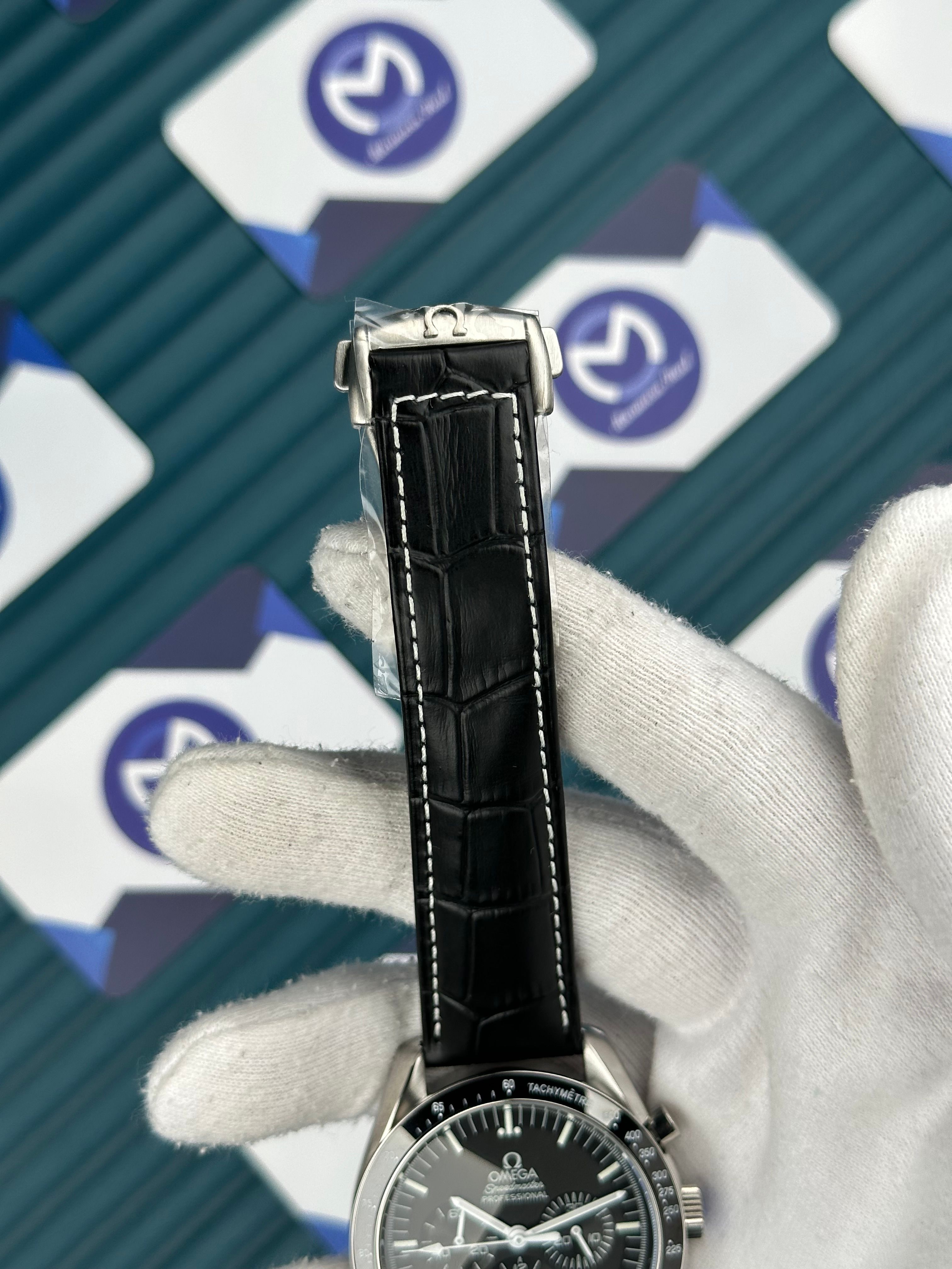 Omega Speedmaster Racing Silver 