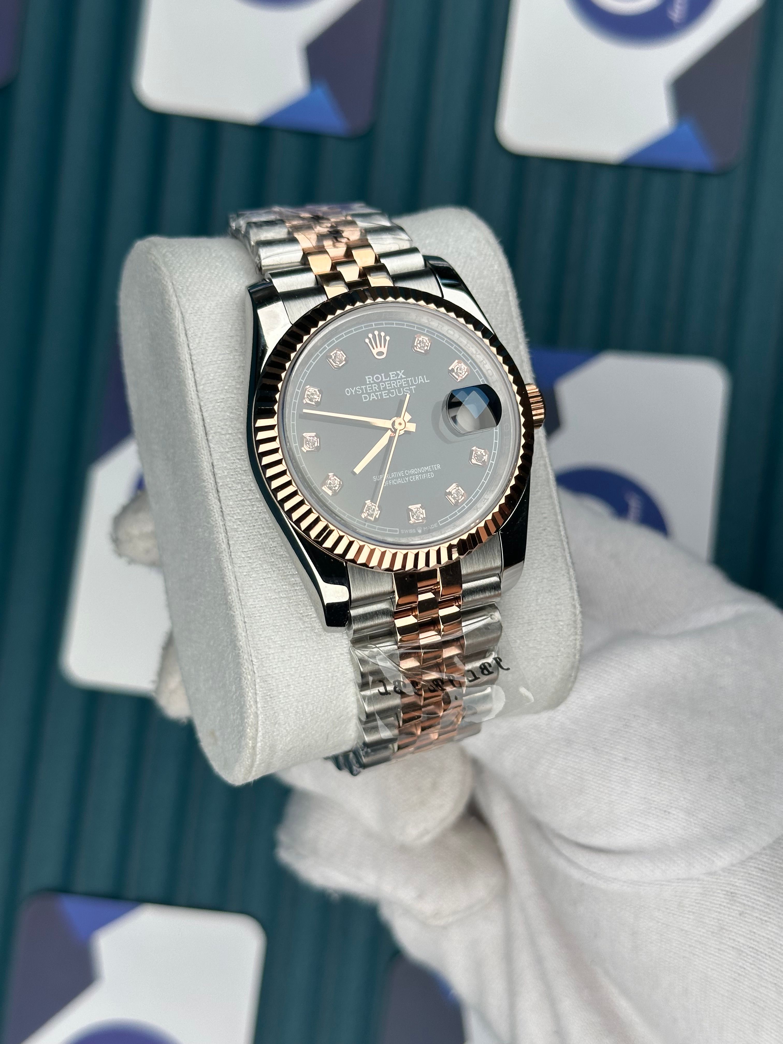 ROLEX 36 SİYAH KADRAN PIRLANTA INDEX ROSE-SILVER JUBILEE