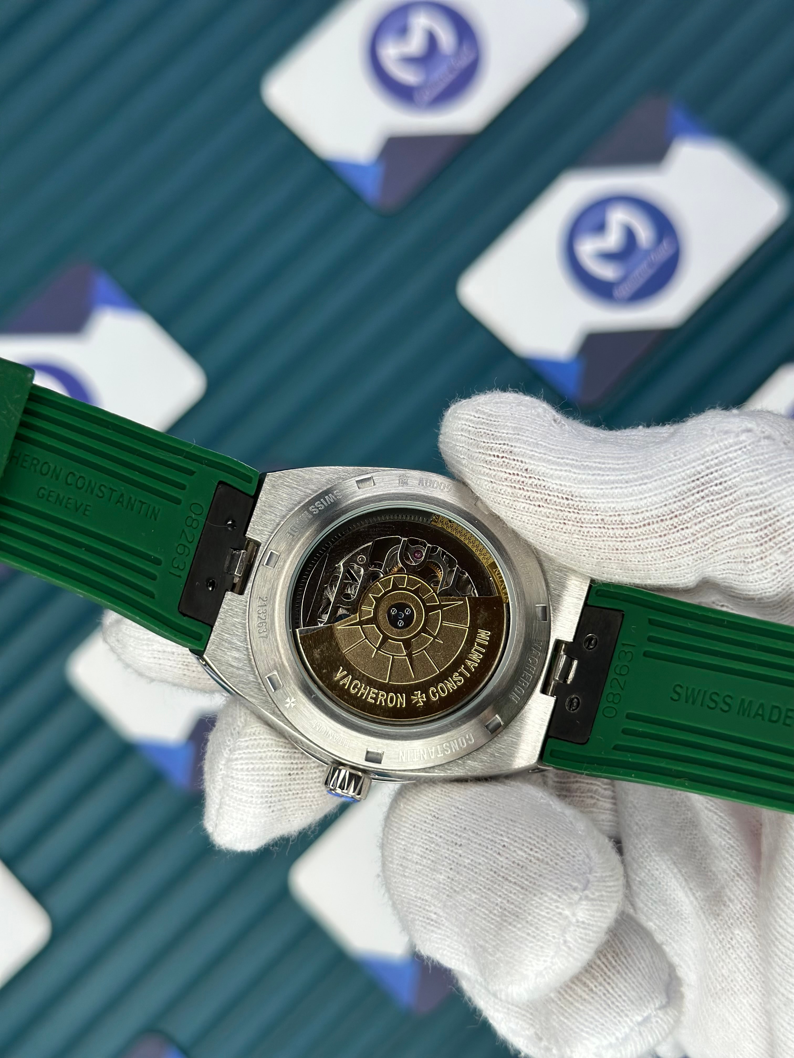 VACHERON CONSTANTIN GREEN DIAL SILVER CASE OVERSEAS GREEN RUBBER