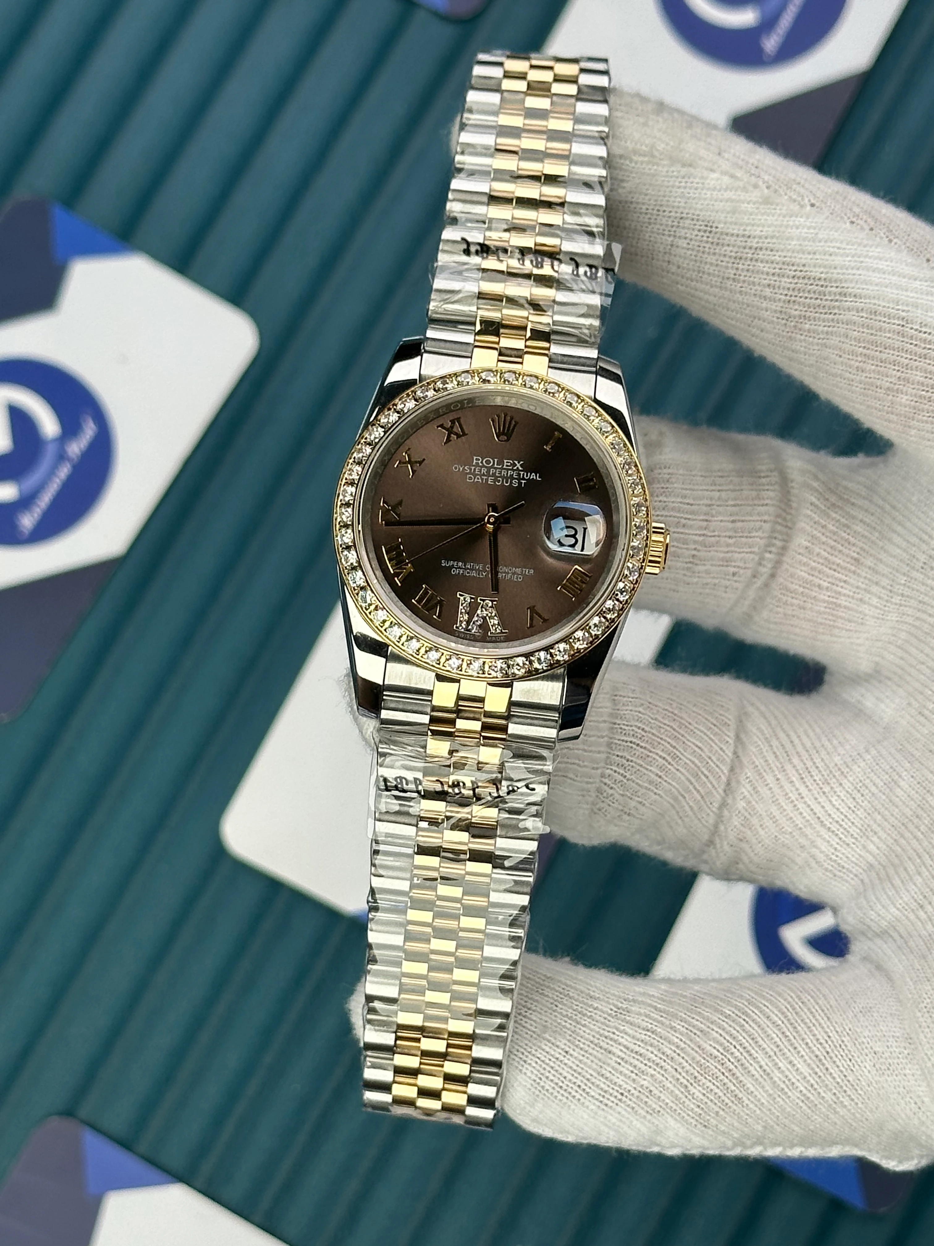 ROLEX 36 MM DATEJUST BROWN DIAL ROMA DIAMOND INDEX AND DIAMOND BEZEL GOLD-SILVER JUBLE 